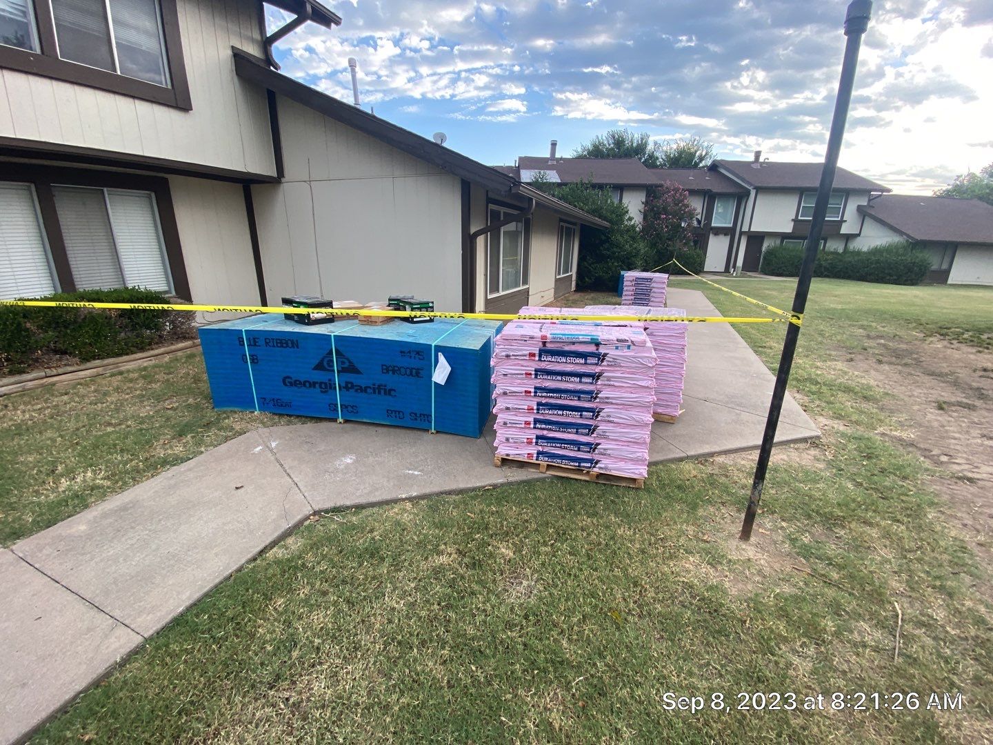 Shingle Project in Tulsa by Decor Roofing & Restoration