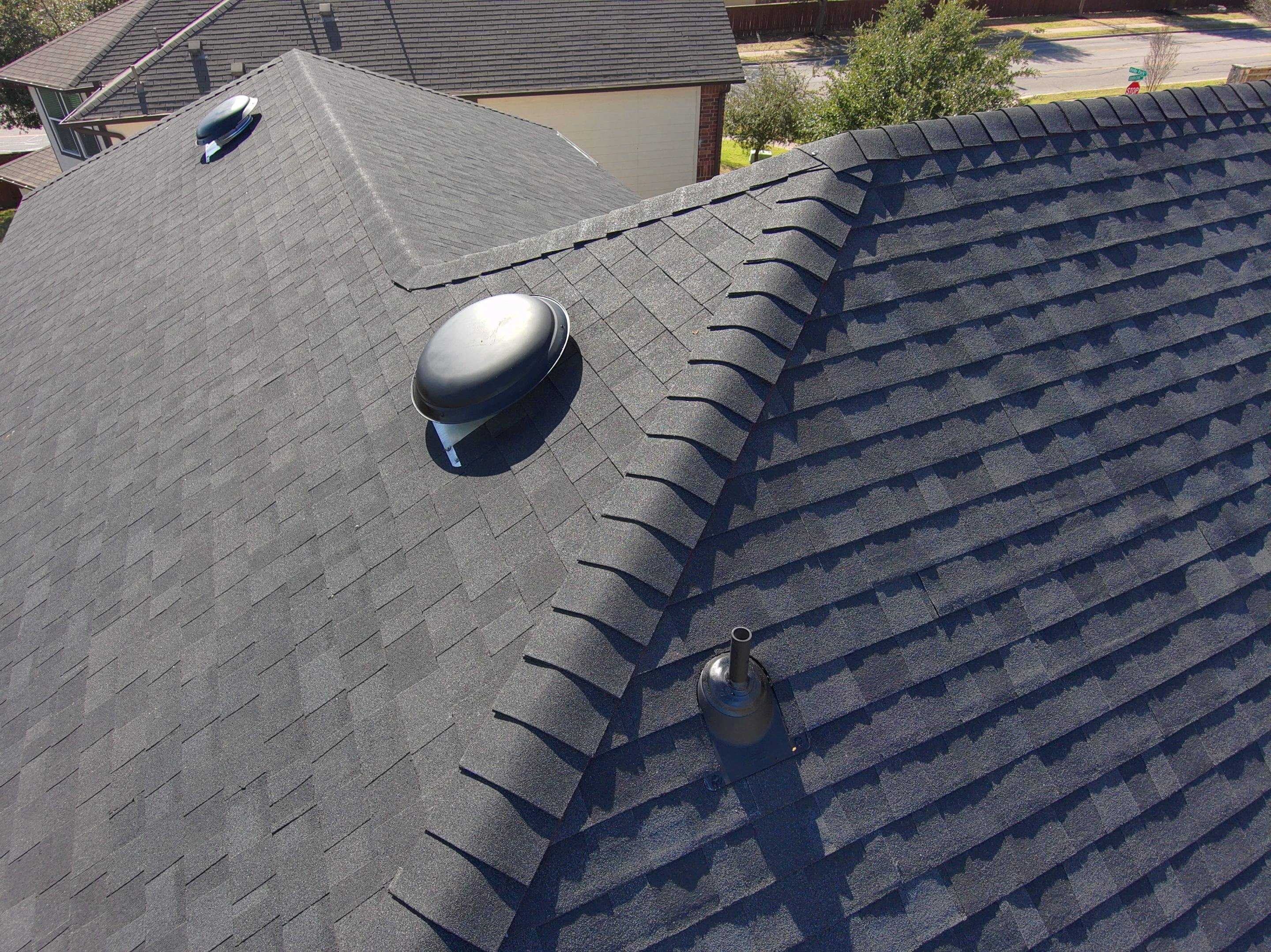 Onyx Black - Owens Corning TruDefinition Duration by RoofsOnly.com
