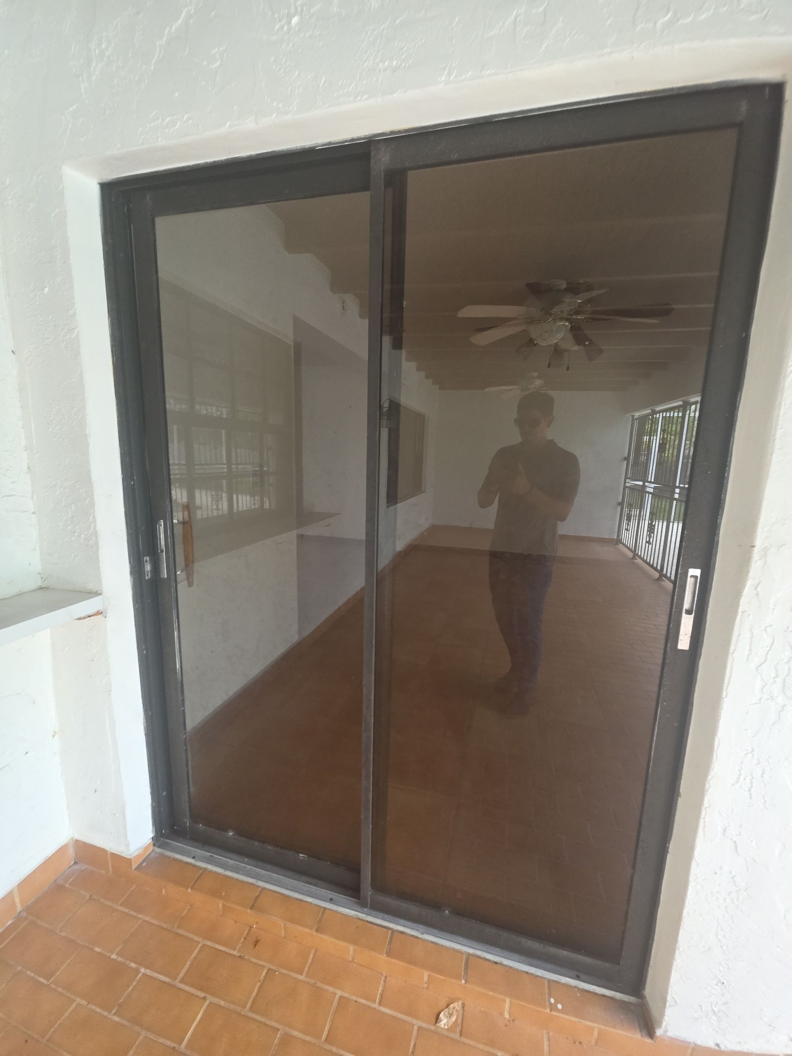 We  conducted an Inspection of this residential property to verify the condition and performance of the property. by Picos Construction Engineering