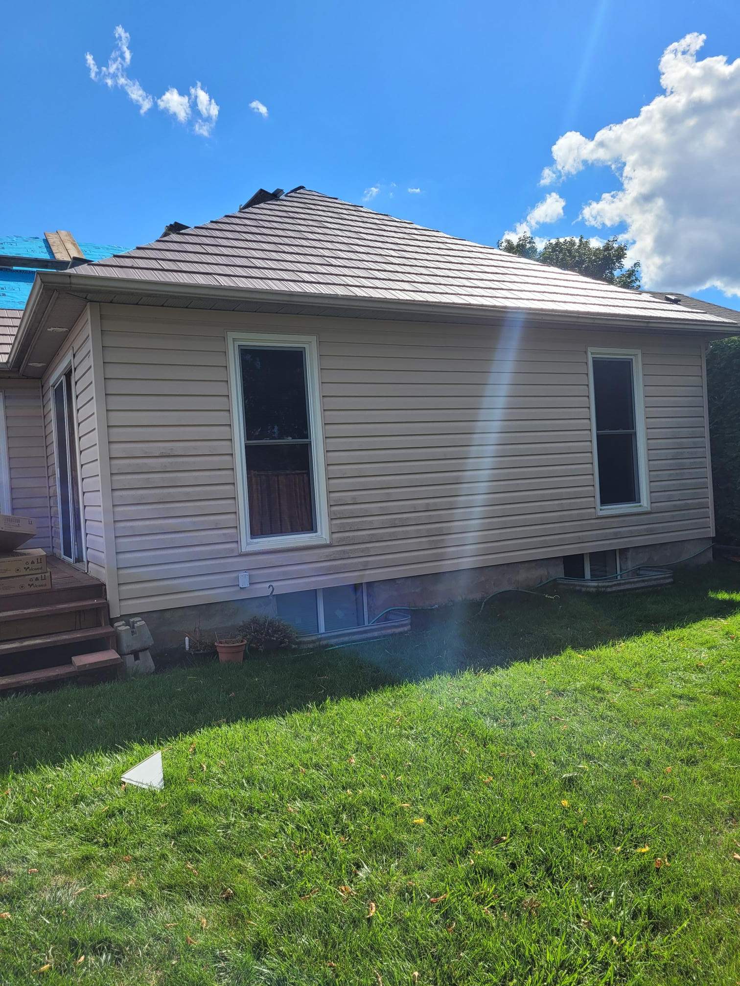 Residential Roofing Installation using Vic West True Nature Ridge Slate Silver Springs by Jay Carter Roofing & Sheet Metal
