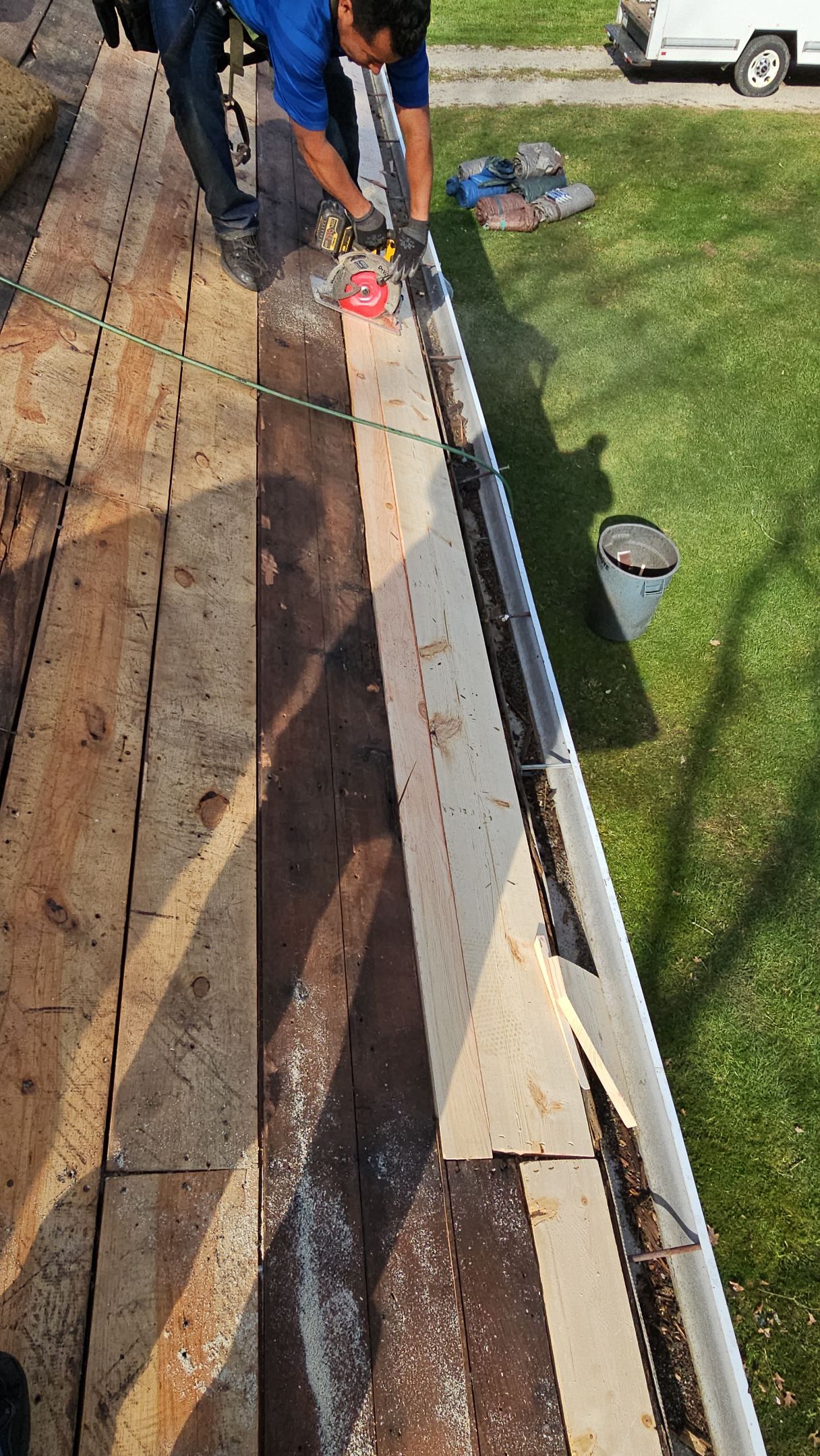 ATLAS PINNACLE COLOR: COASTAL GRANITE DRIP EDGE: BLACK by Eagle Eye Roofing