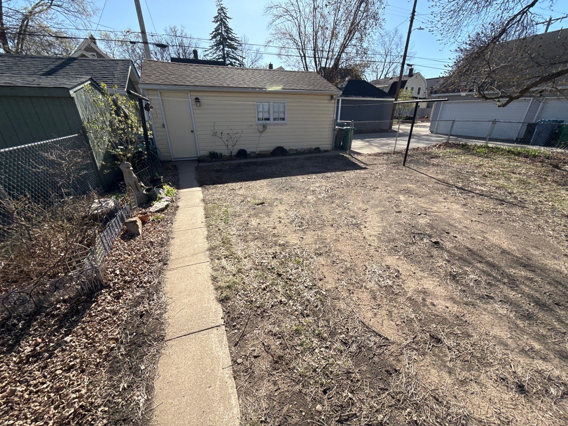 Patio by Sota landscaping