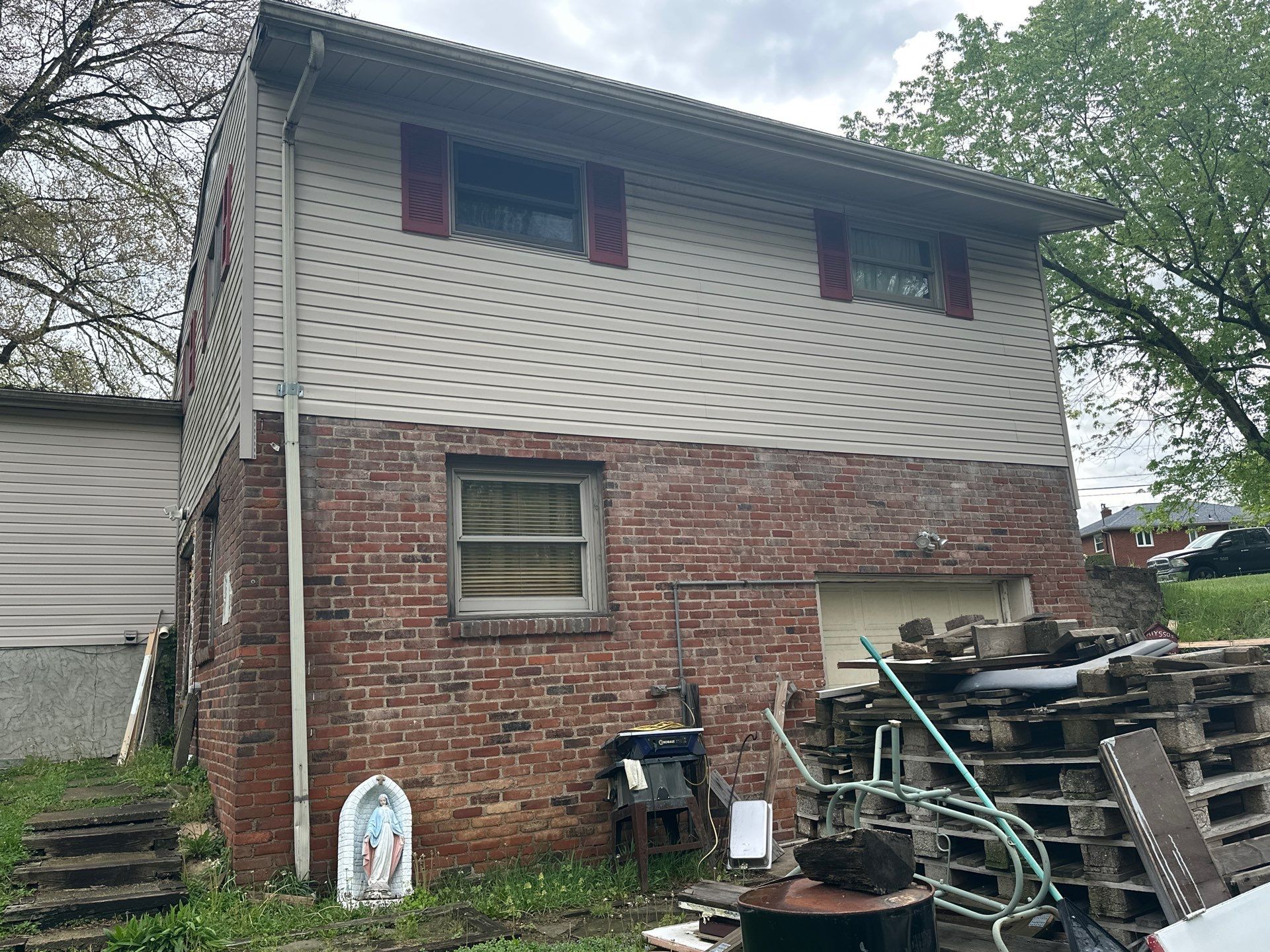 Hardie Siding and Window Project in Bridgeville by Cousins Roofing Siding & Decks
