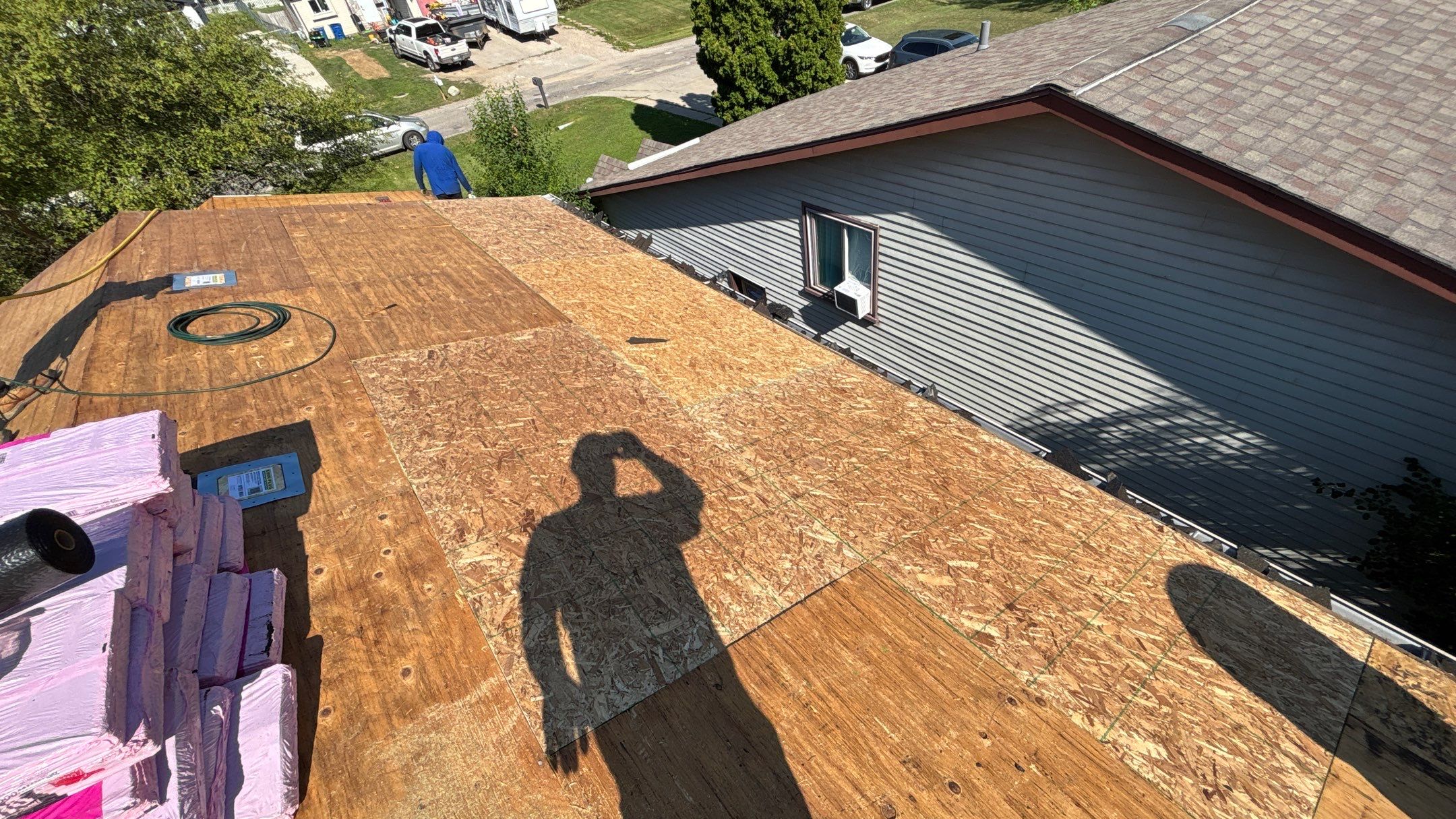 Roof Replacement using Owens Corning Brownwood by 180 Contractors