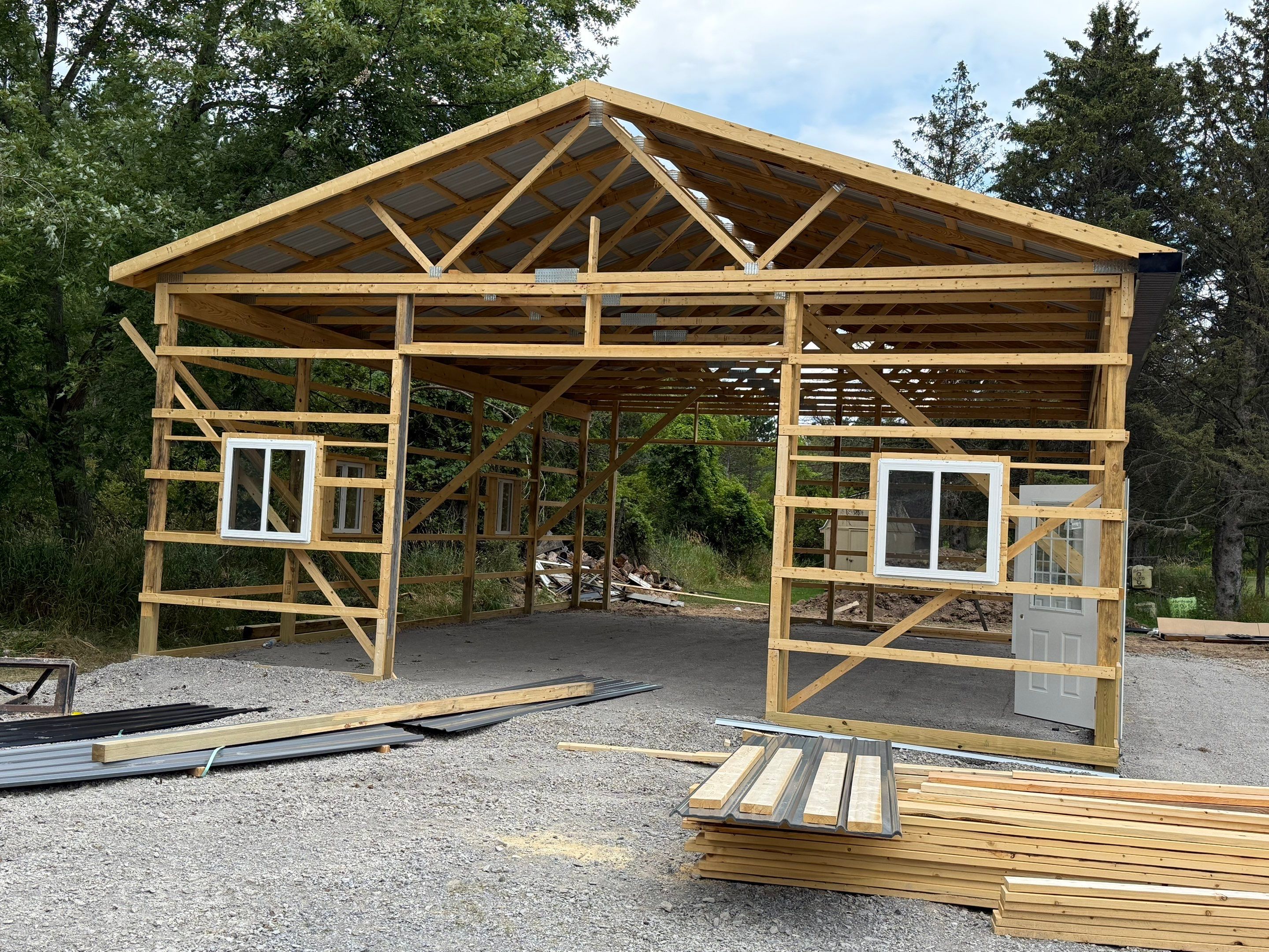 Polebarn  by Horst Custom Homes 