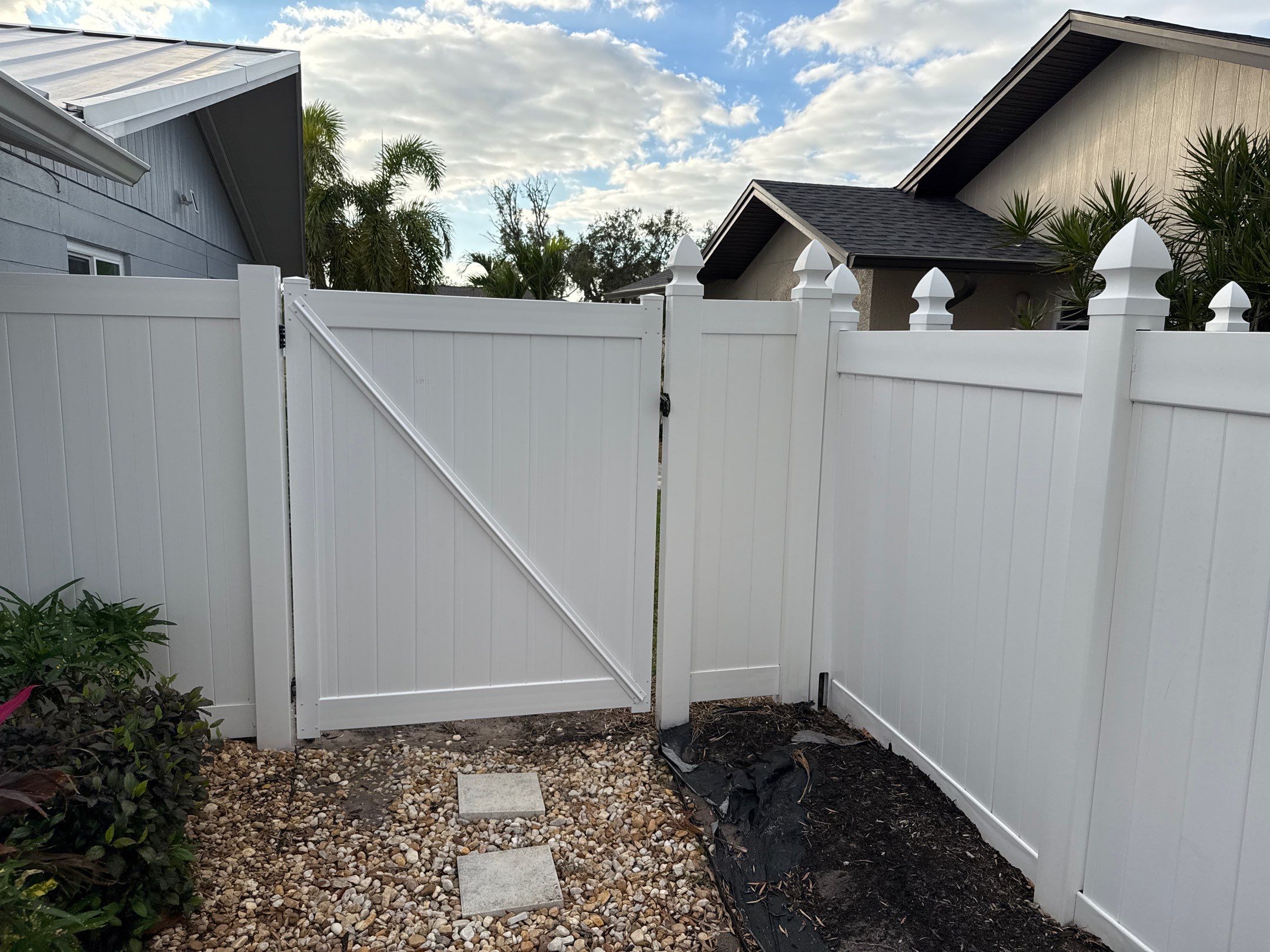 West Bradenton Pressure Washing and Rust Treatment by Sunshine AquaWash