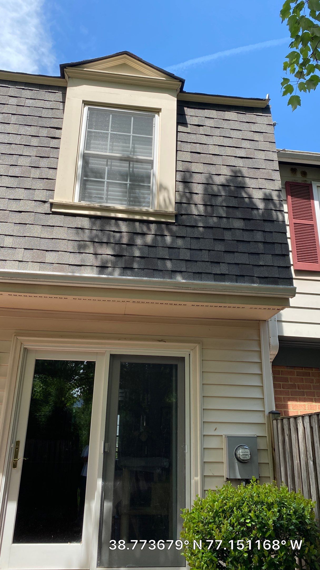 Alexandria - Certainteed Landmark Weathered Wood Shingles by RM Banning, Inc.