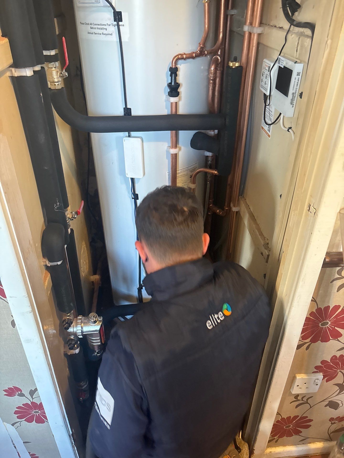 🌡️❄️🔥 Heating and Cooling – The Future of Home Comfort 🔥 by Elite Services Group Ltd