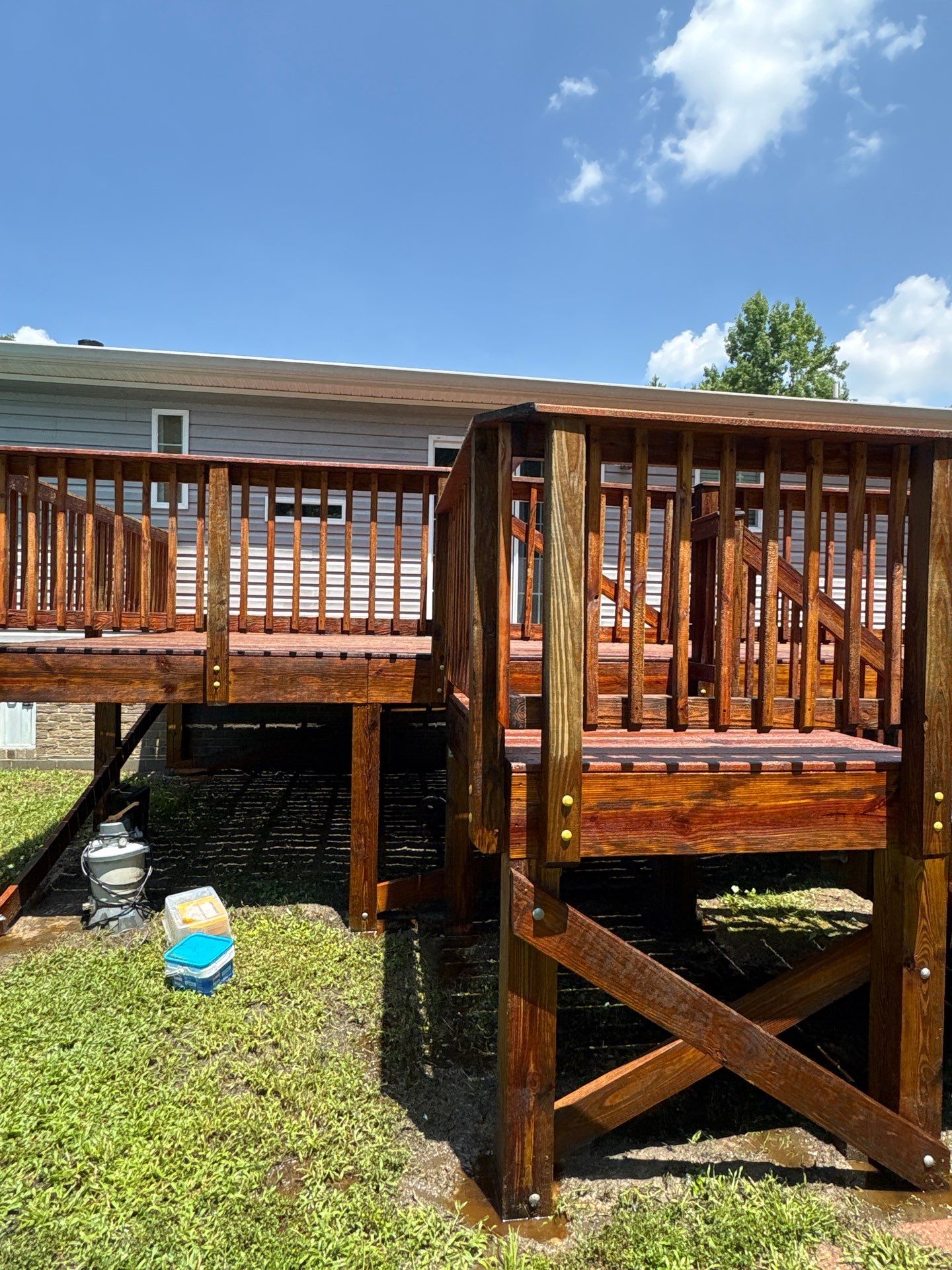 Deck using Wood Sealant by DuraSeal