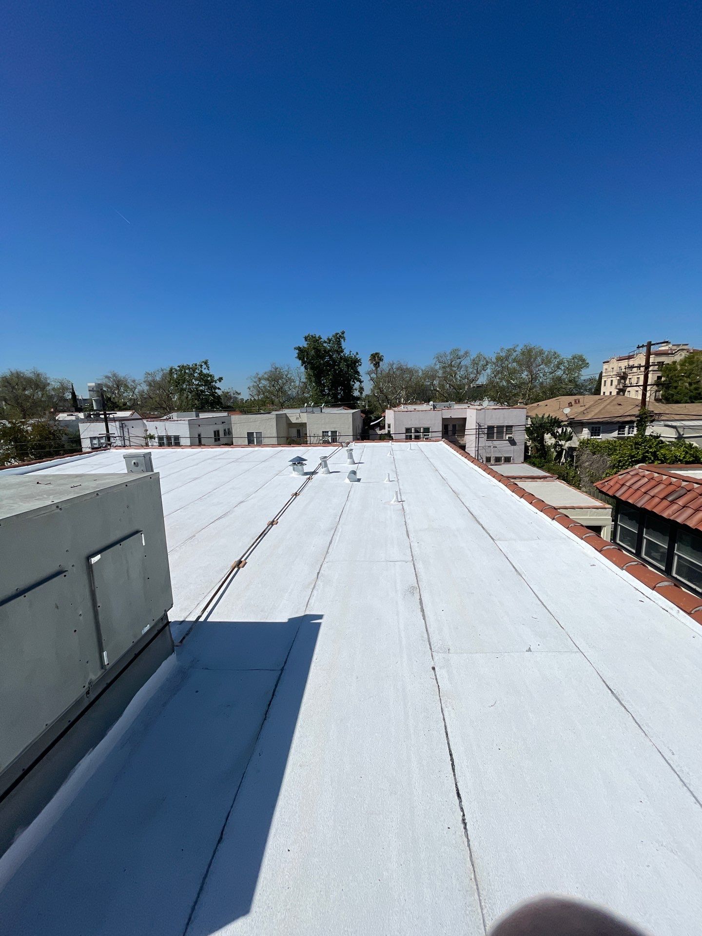New Roof! Apartment Building in L.A.  by Hull Brothers Roofing