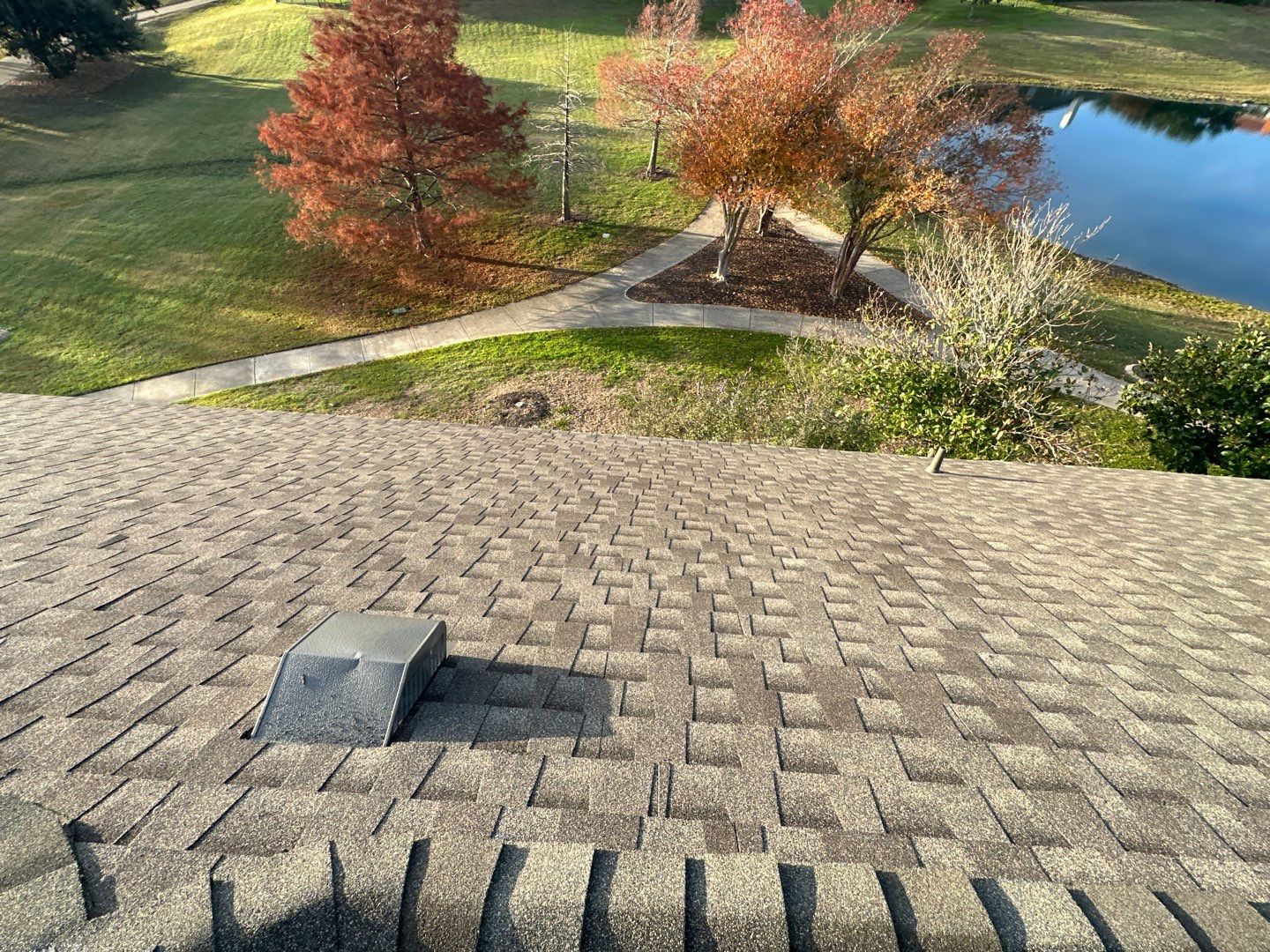 GAF HDZ - Weathered Wood by Elite Roofing LLC
