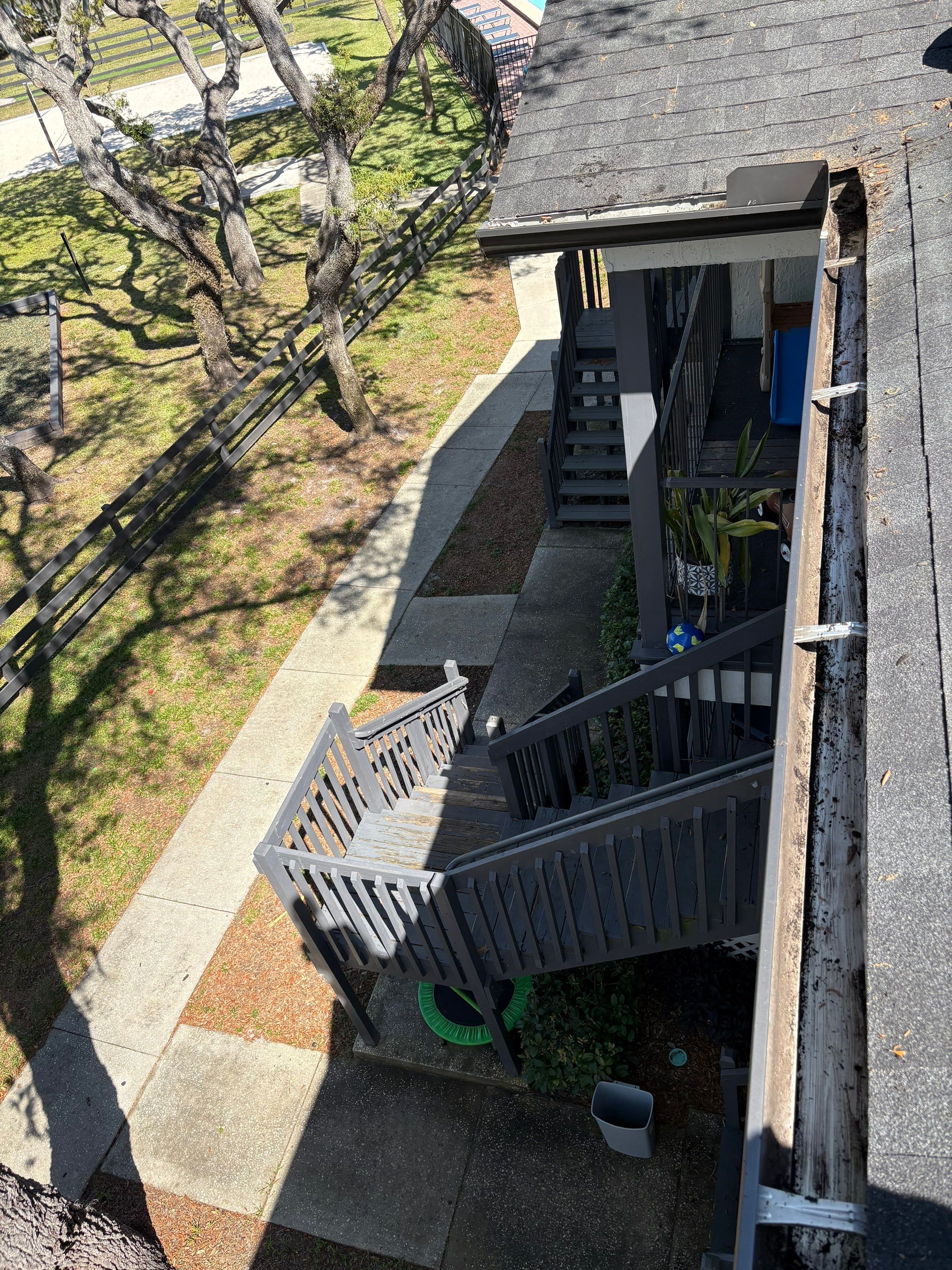 New Port Richey gutter cleaning job all cleaned gutters at residential location