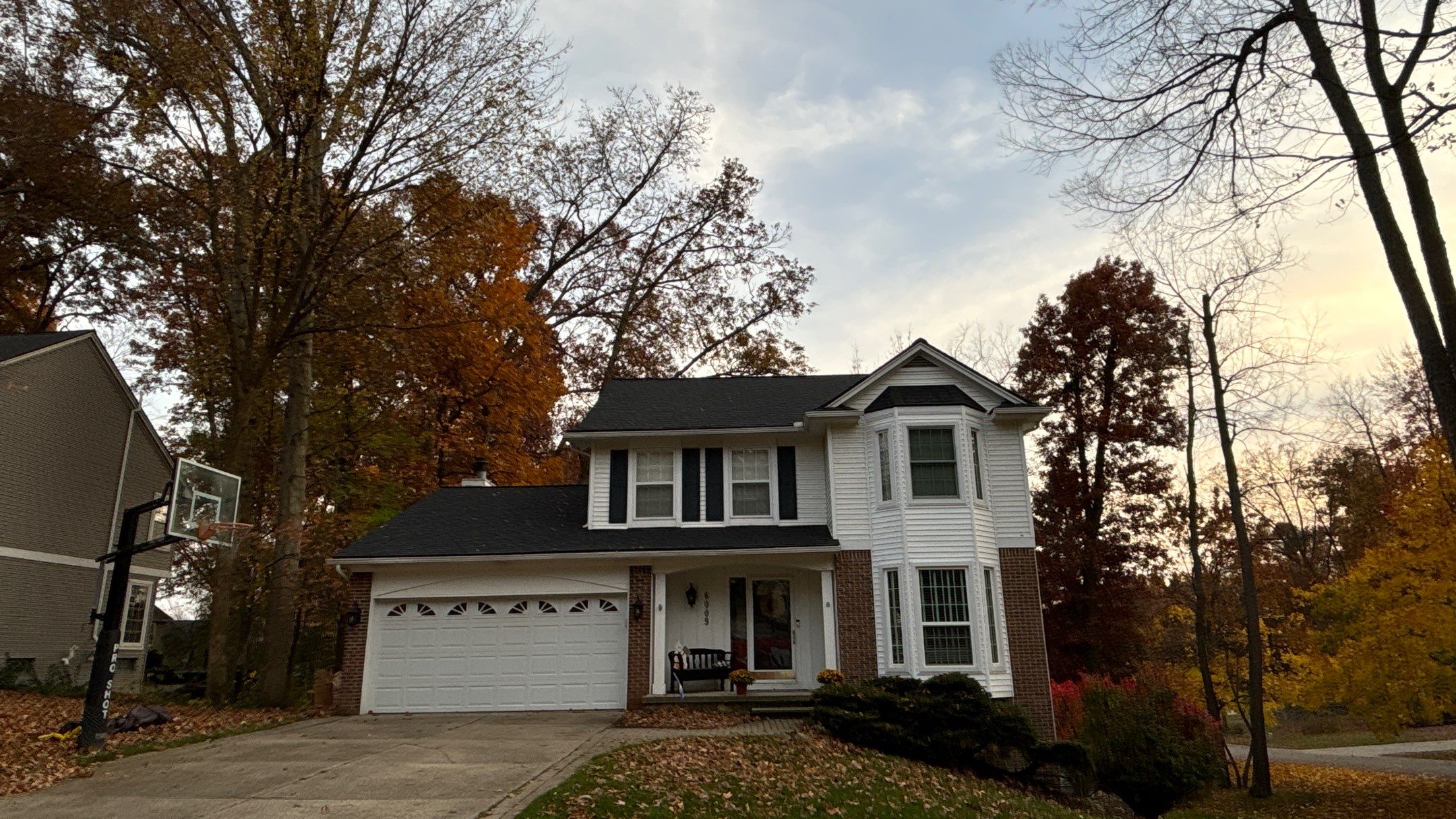 Roof Replacement using Owens Corning by 180 Contractors