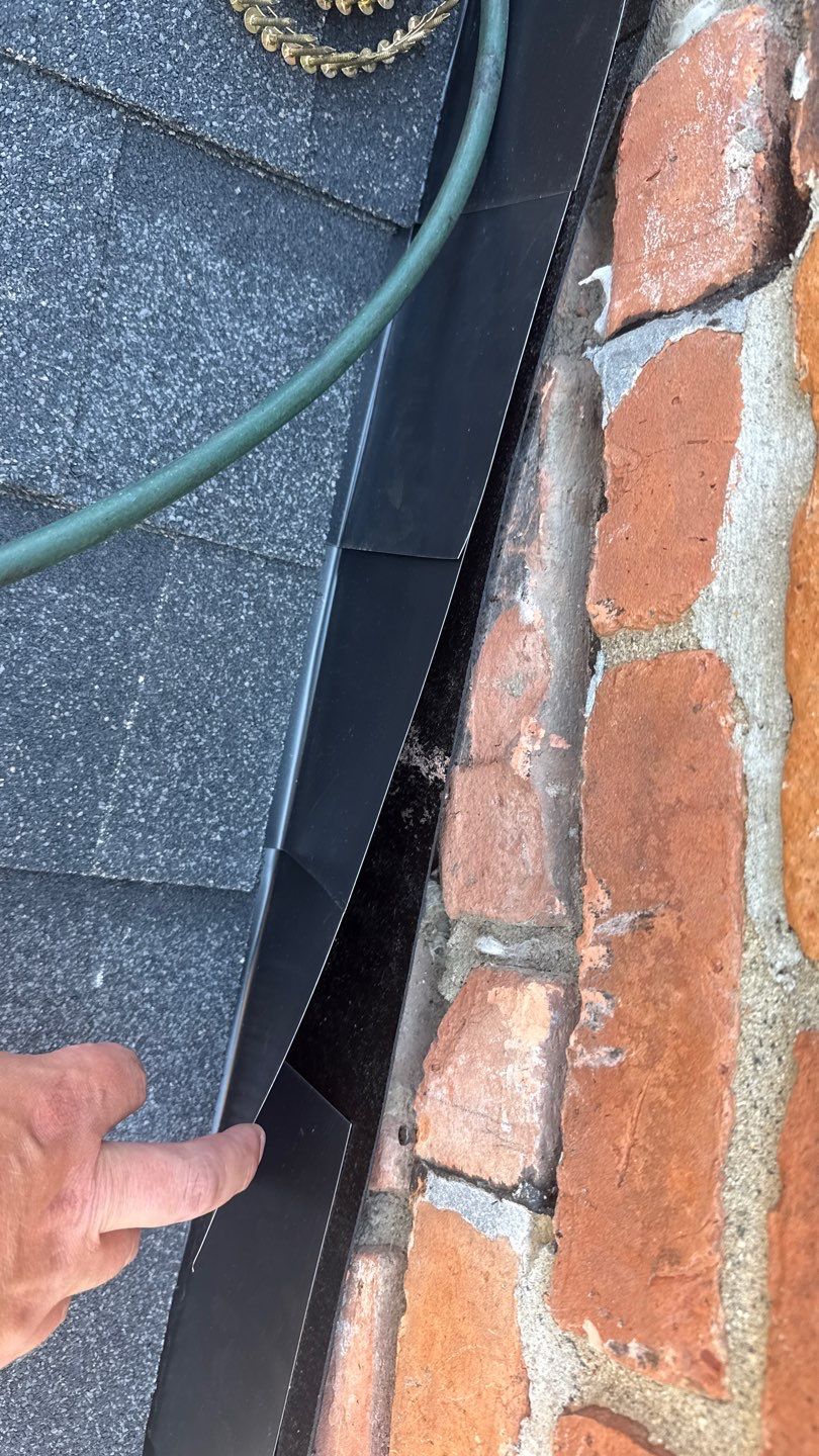 Roof Replacement using Owens Corning Onyx Black by 180 Contractors