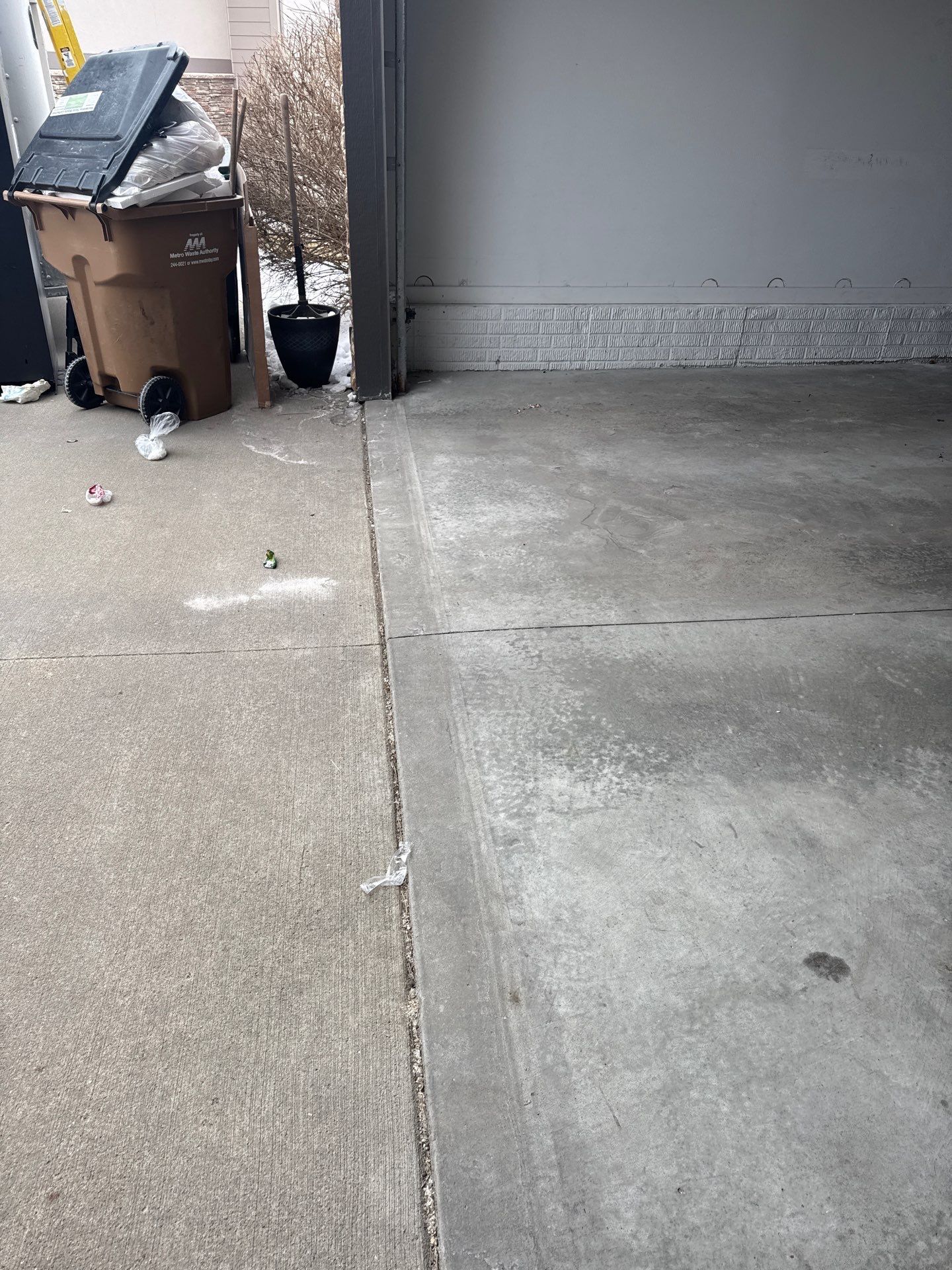 Polyaspartic Garage Floor Coating Built Iowa-Tough by Revival Concrete Coatings