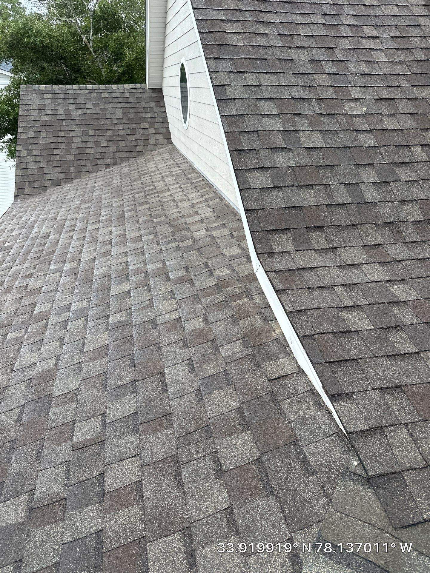 CertainTeed Landmark Weatheredwood Roof Replacement by RGR Construction and Roofing, LLC