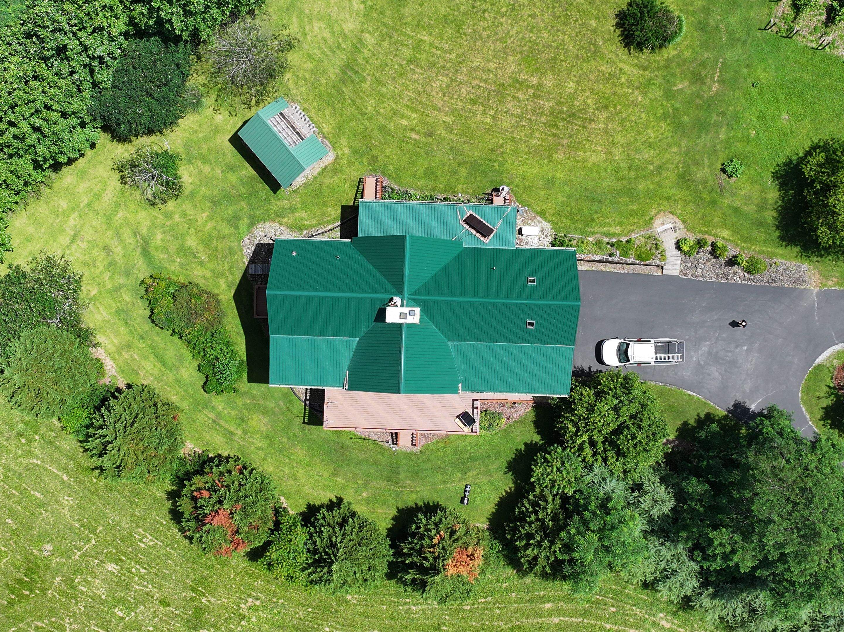 Crigger Residence by Omnia Roofing