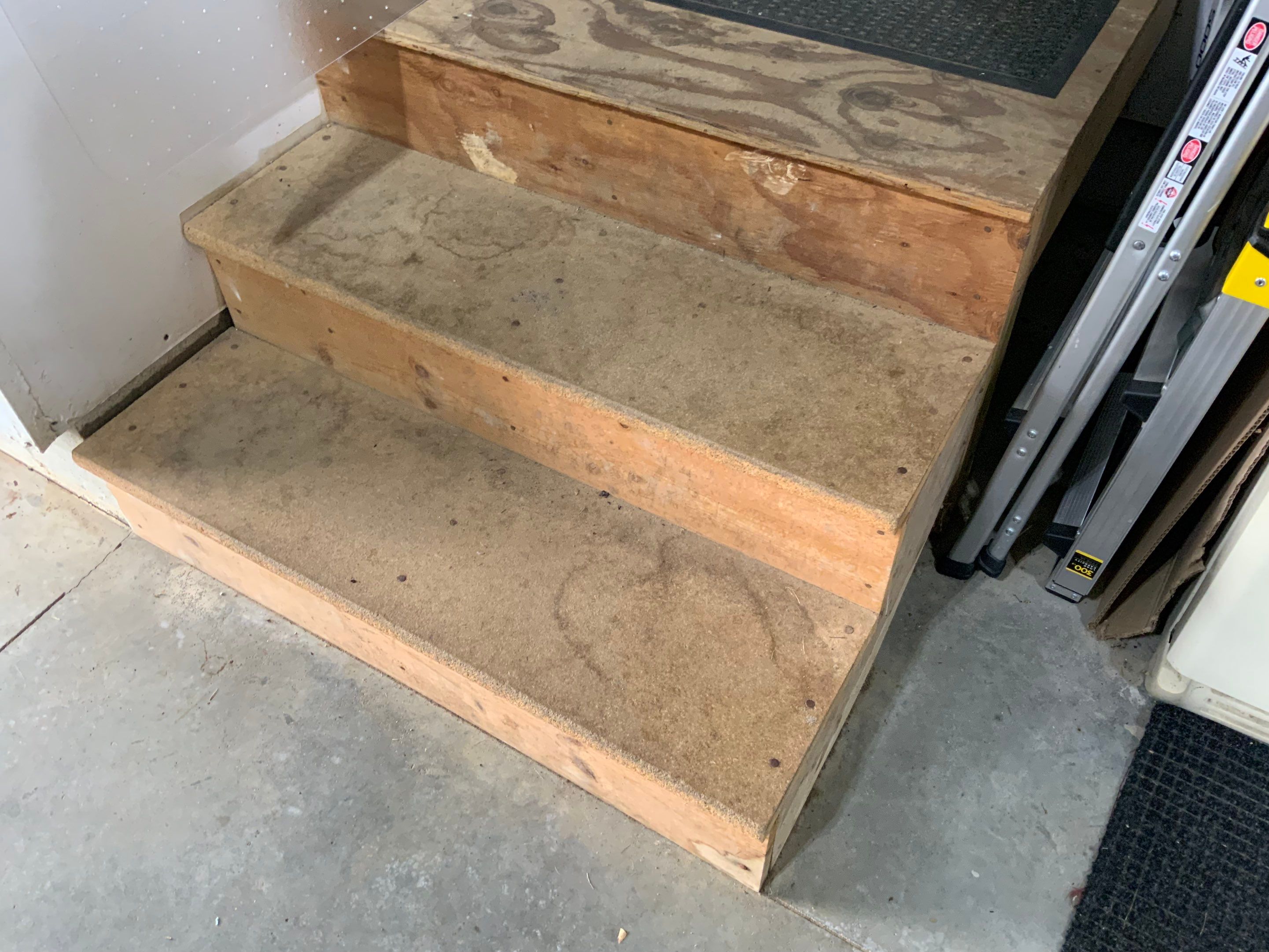 Garage using Silver Creek by Select Painting, Coatings & Garage Cabinets