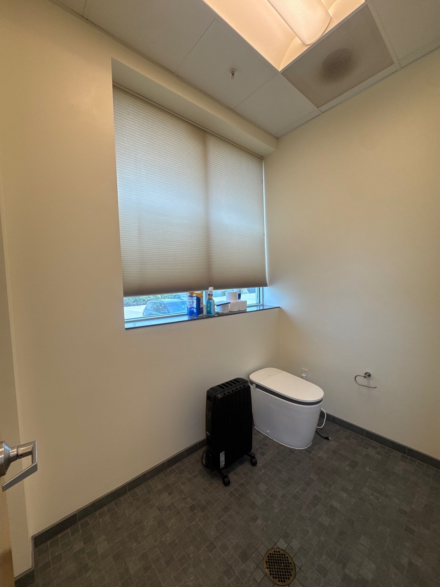 Commercial Interior Repaint  by Midwest Paint LLC
