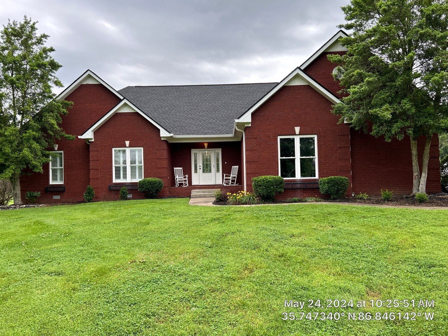 Spring Hill house  by Nashville House Painters 