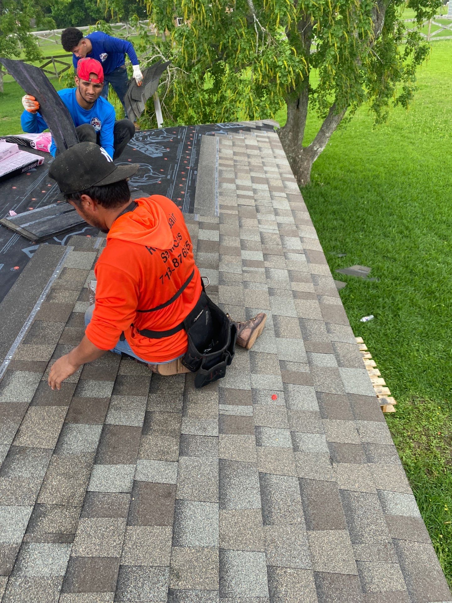 Residential Roofing Installation using Owen's Corning Duration (Lifetime) Shingles by Roof Repair Company