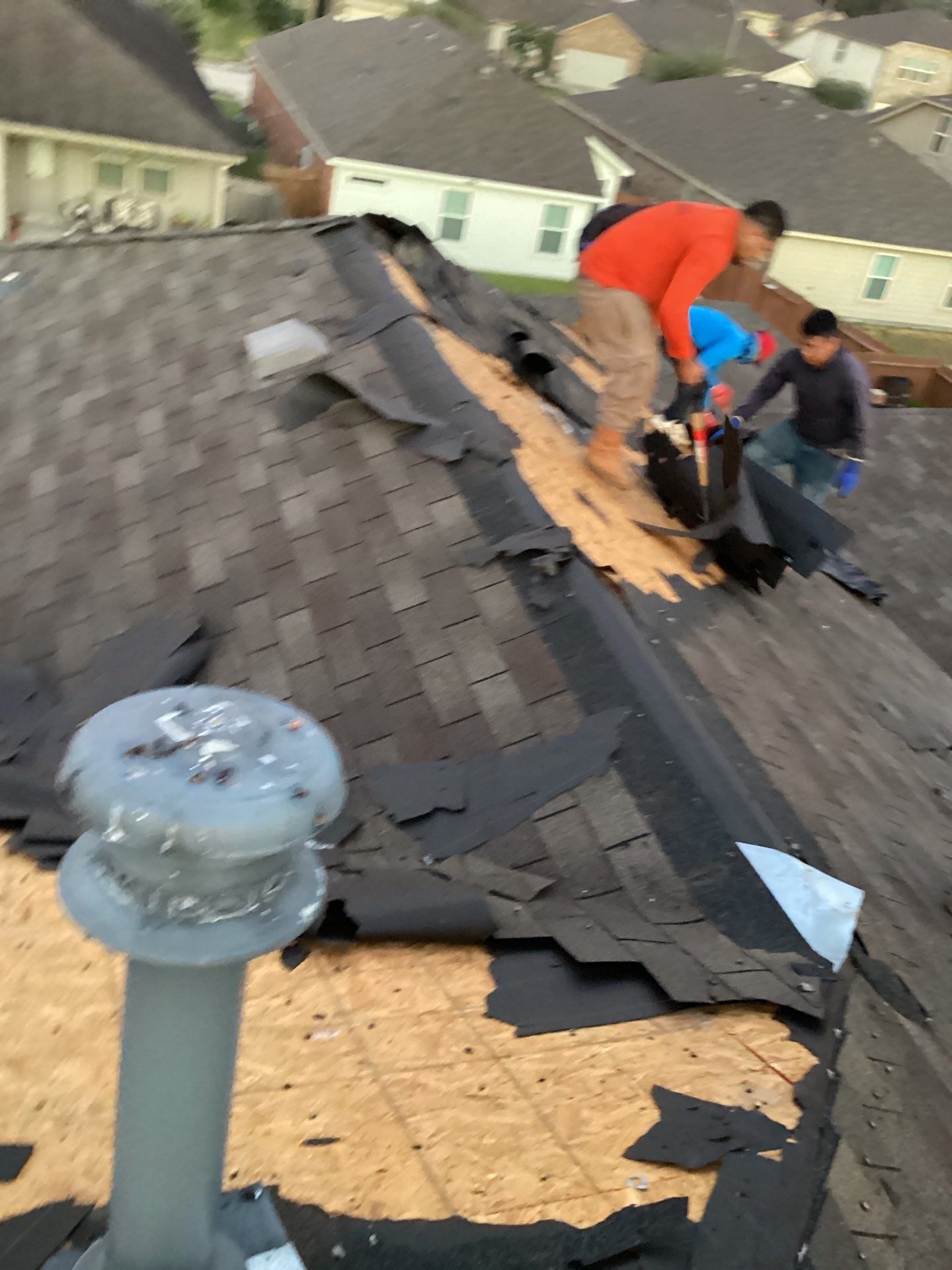 Residential Roofing Installation using Owen's Corning Duration (Lifetime) Shingles by Roof Repair Company