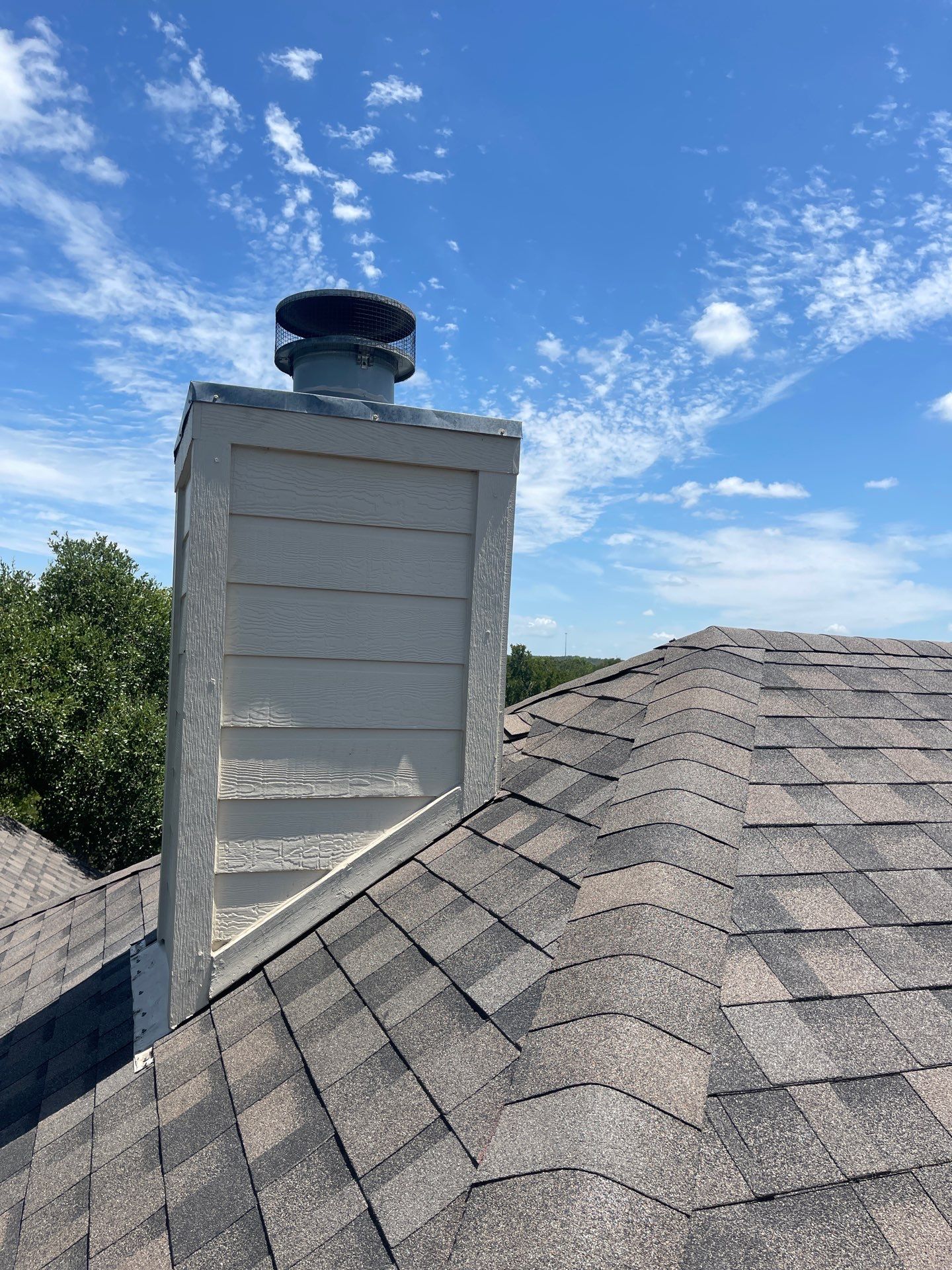 Residential Roofing Installation using IKO Dynasty Class 3 Driftshake by DeZign Roofing & Exteriors