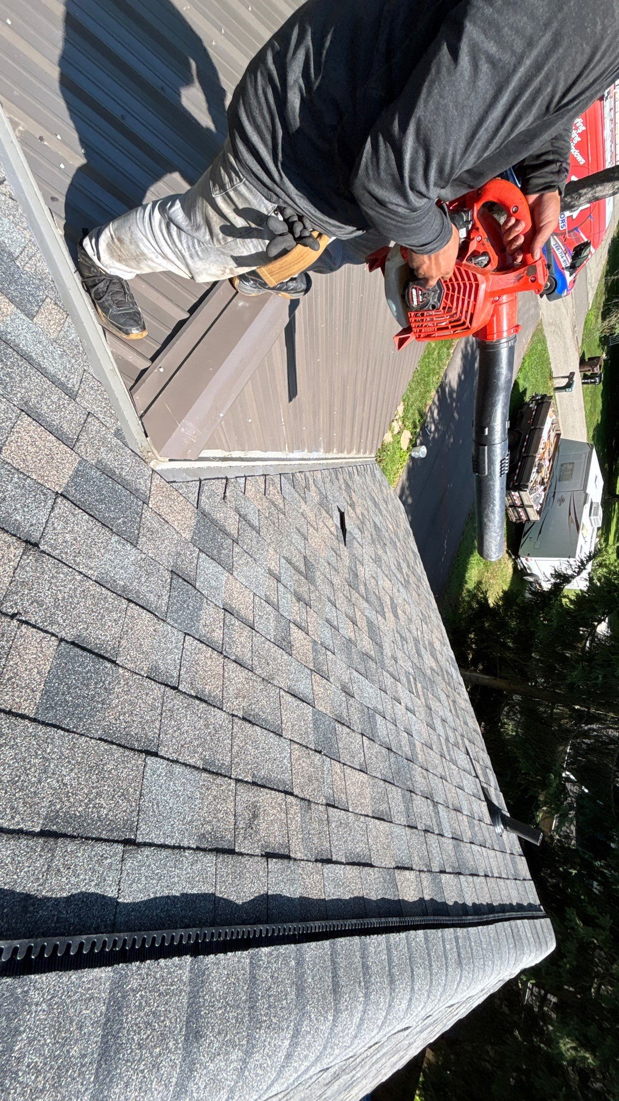 Roof Replacement using Owens Corning Peppercorn by 180 Contractors