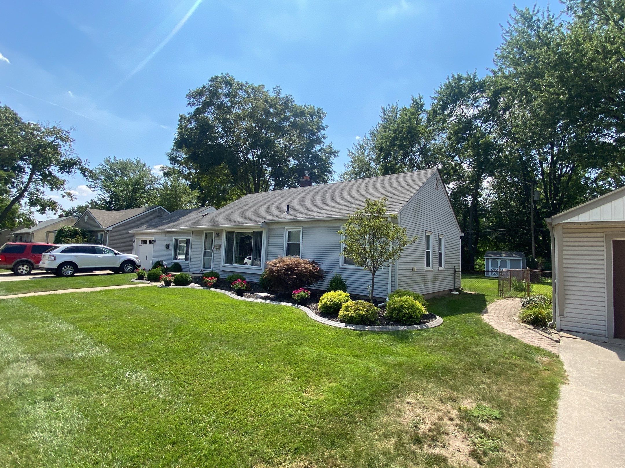 Siding Replacement using Alside Odyssey D4" by 180 Contractors