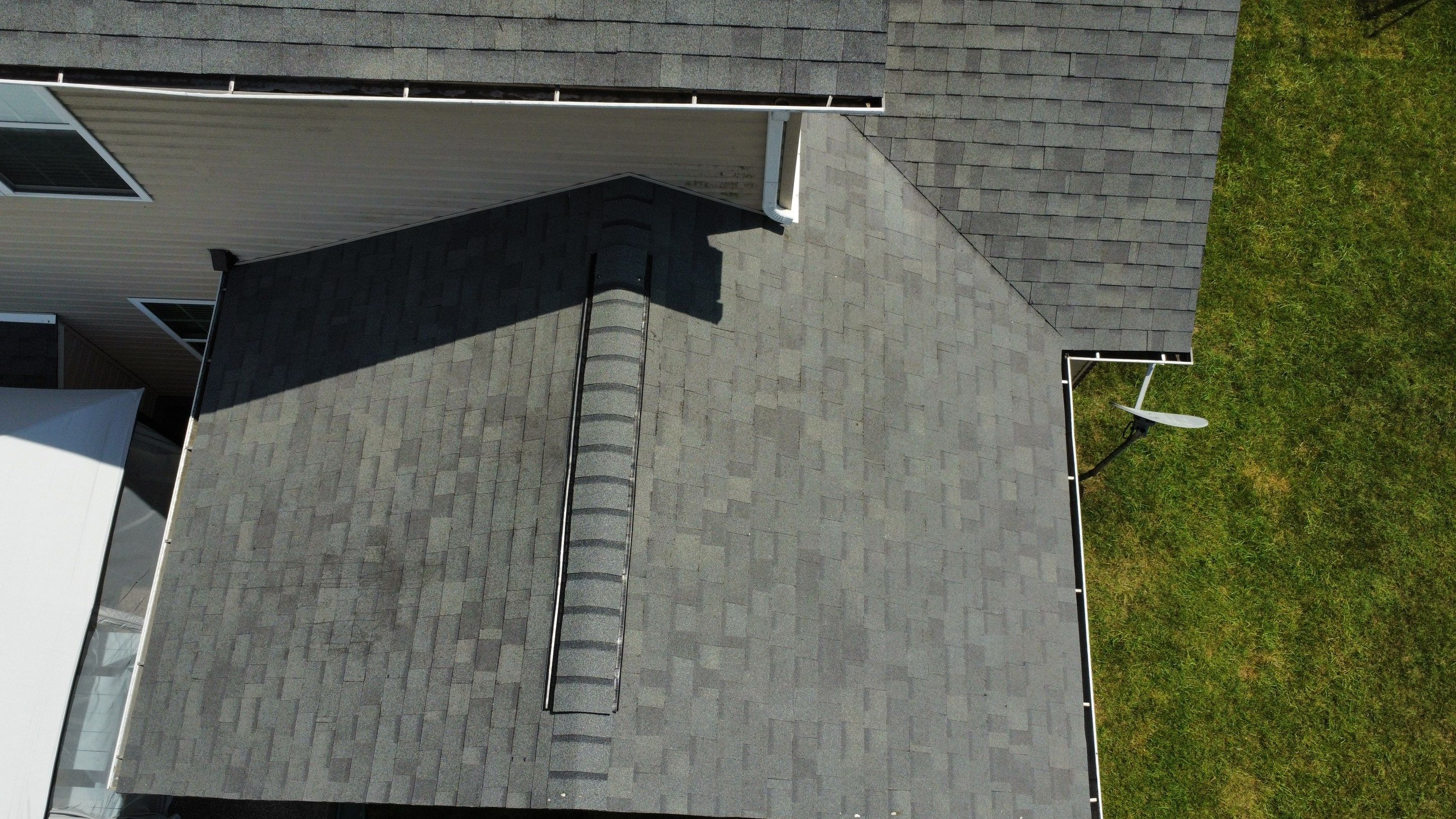 Residential Roofing Installation using Owens Corning Oakridge Roofing System by Undersun Roofing 