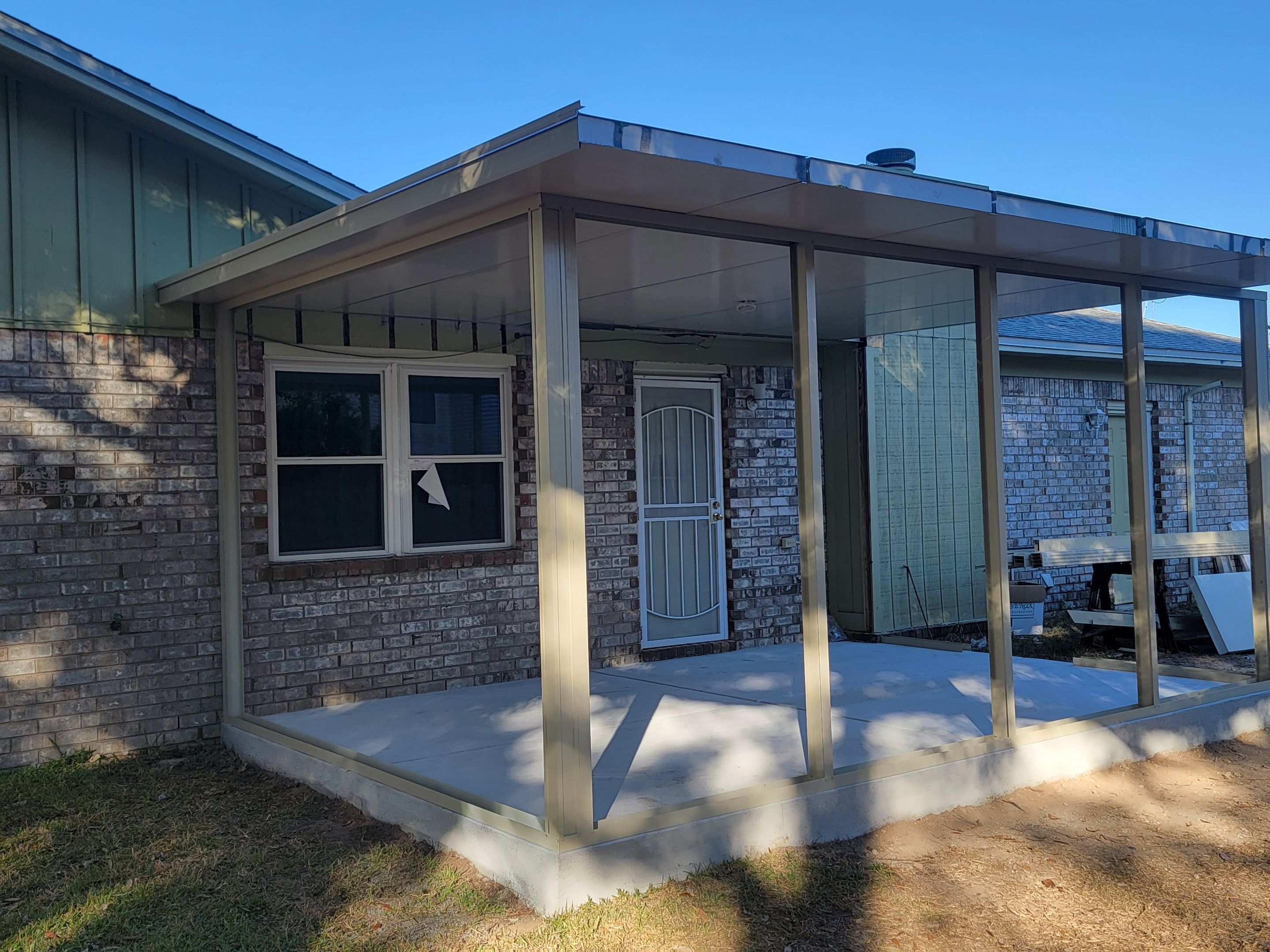 Screen Room in Pensacola by Titan Sunrooms