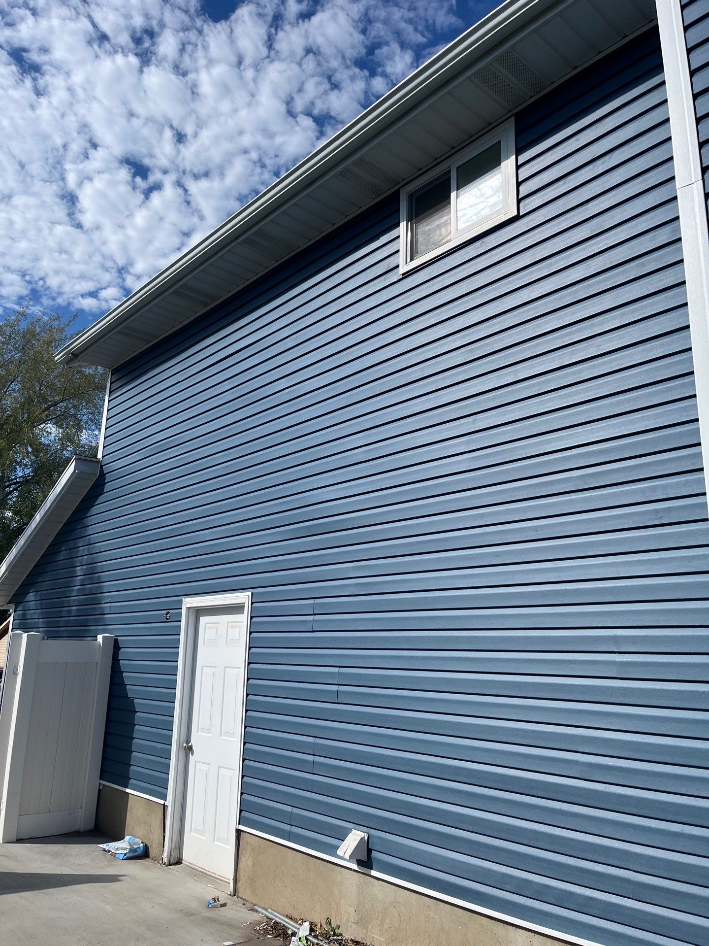 Orem | Complete Vinyl Siding Upgrade | Bayou & White    by Ideal Siding Utah