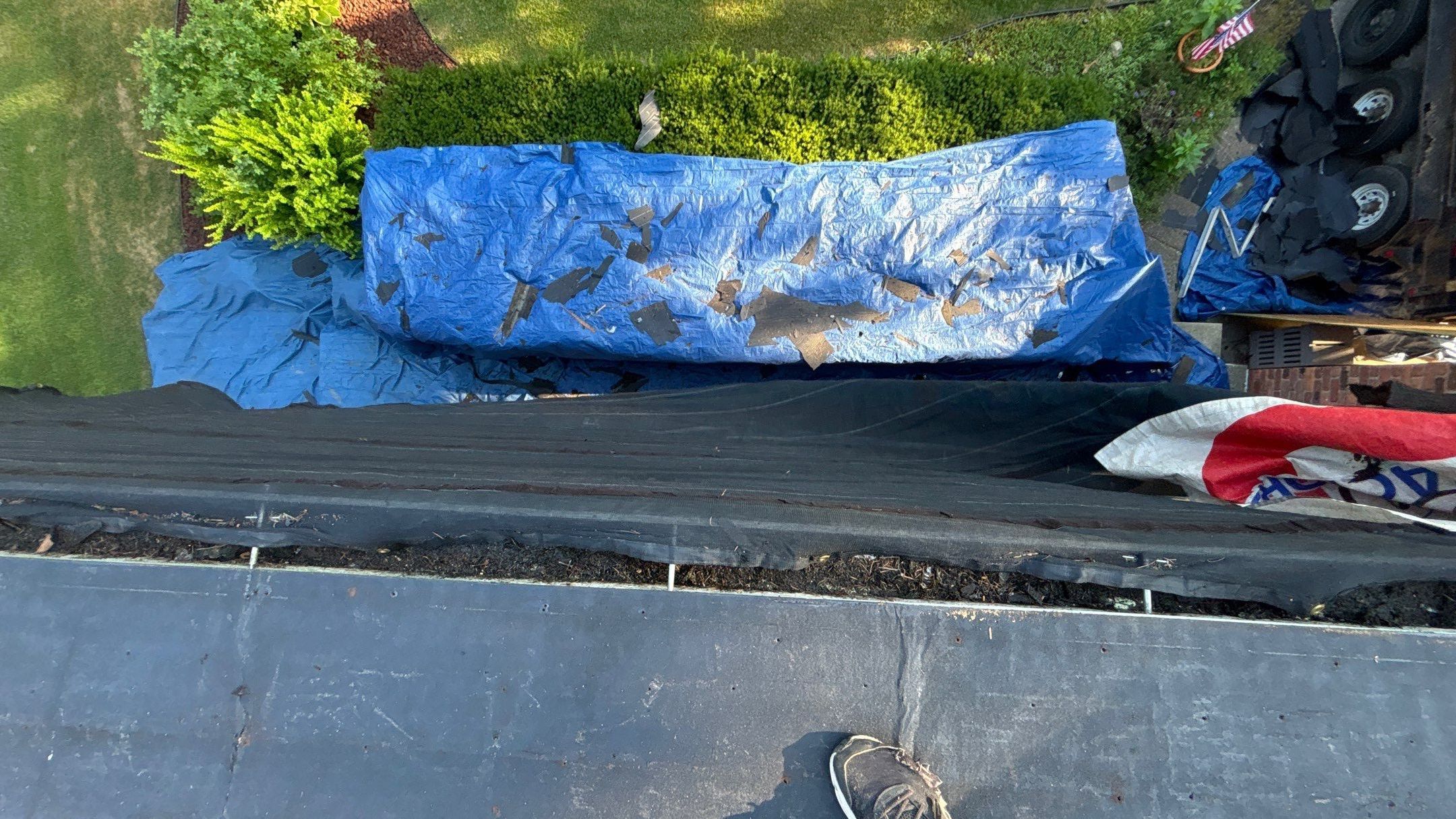 Roof Replacement using Owens Corning Onyx Black by 180 Contractors