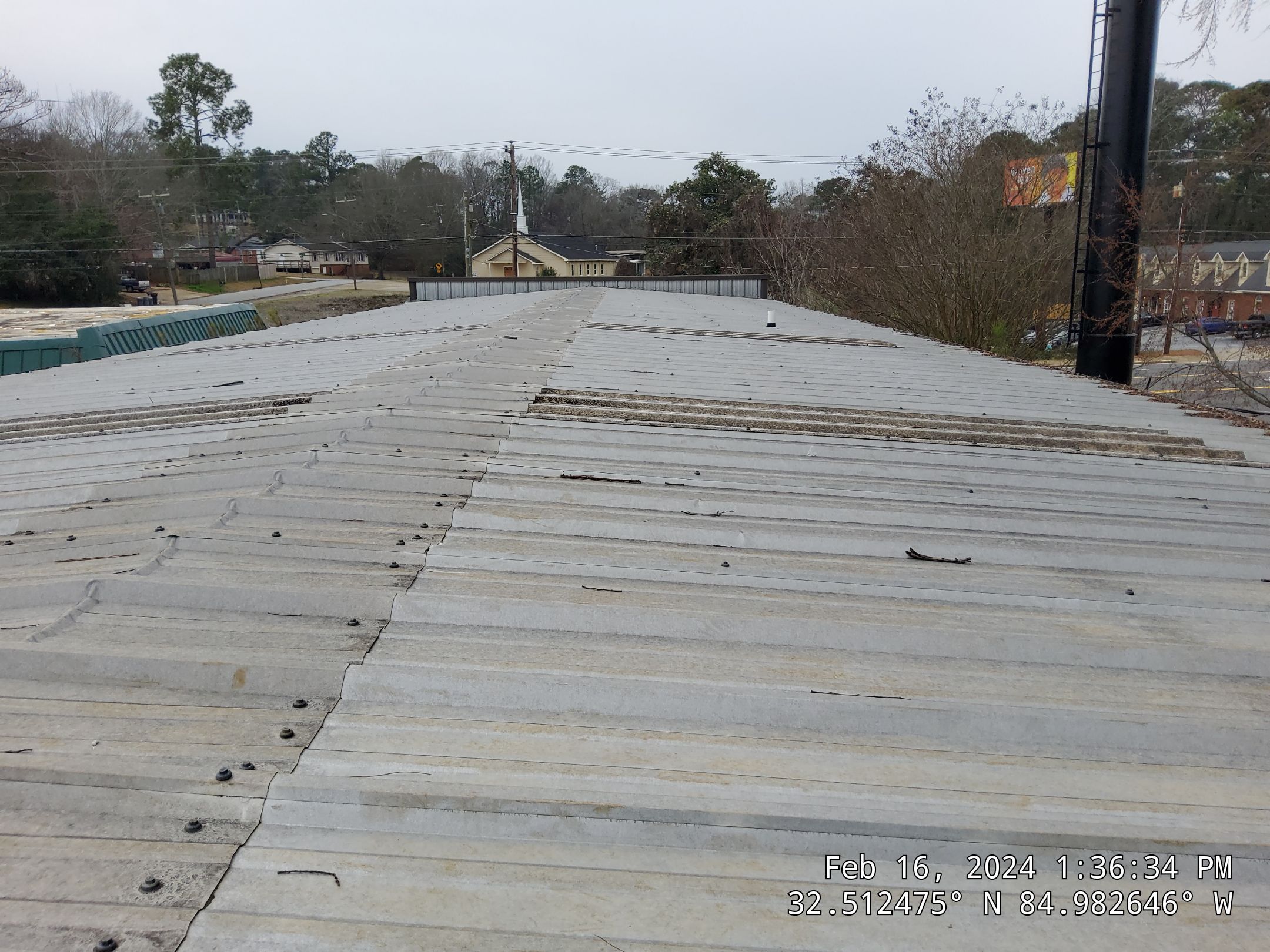 Master Clean Roof and Gutter Cleaning by iGreen Solutions