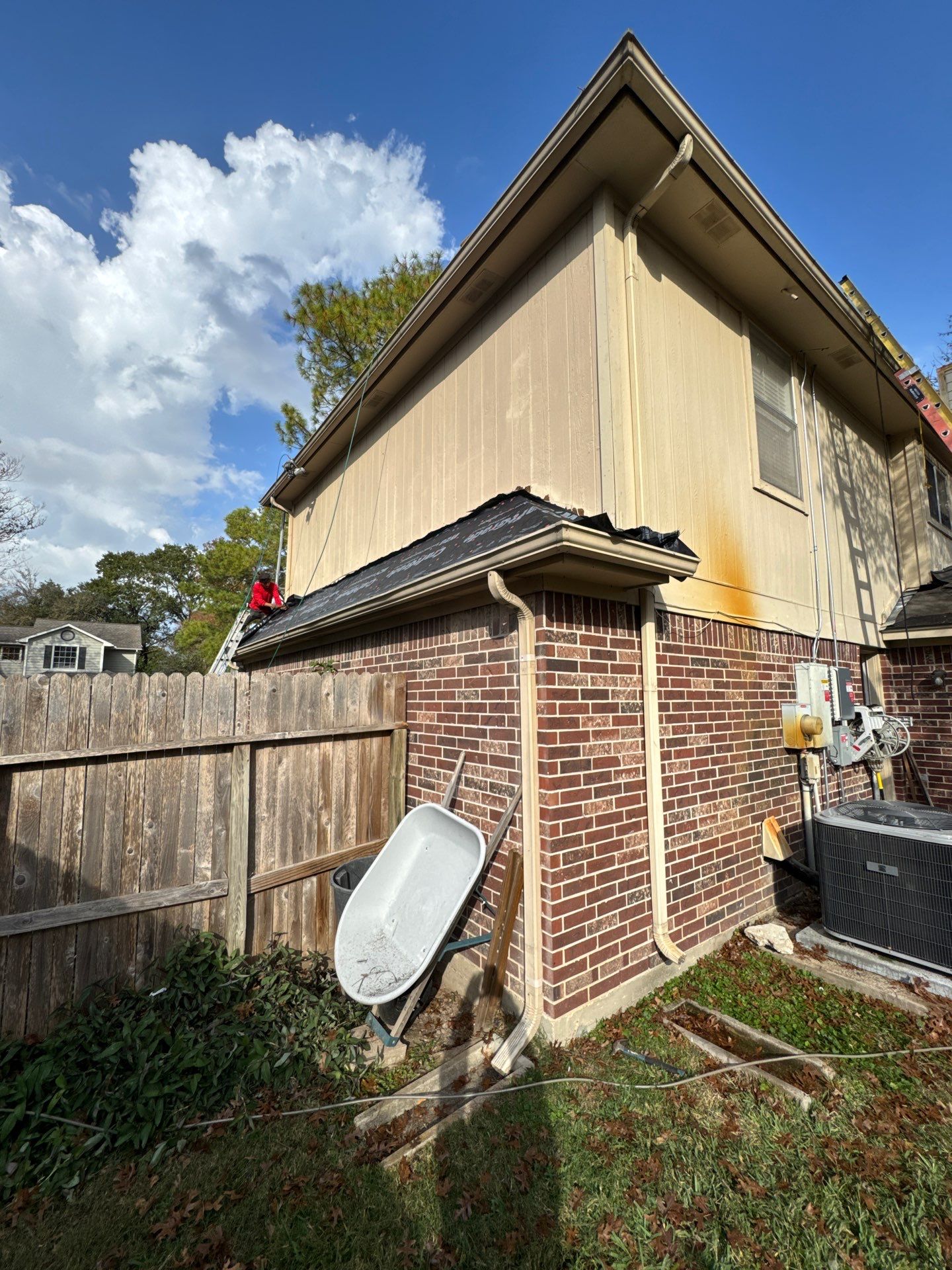 Roof Replacement Houston by Roof Repair Company