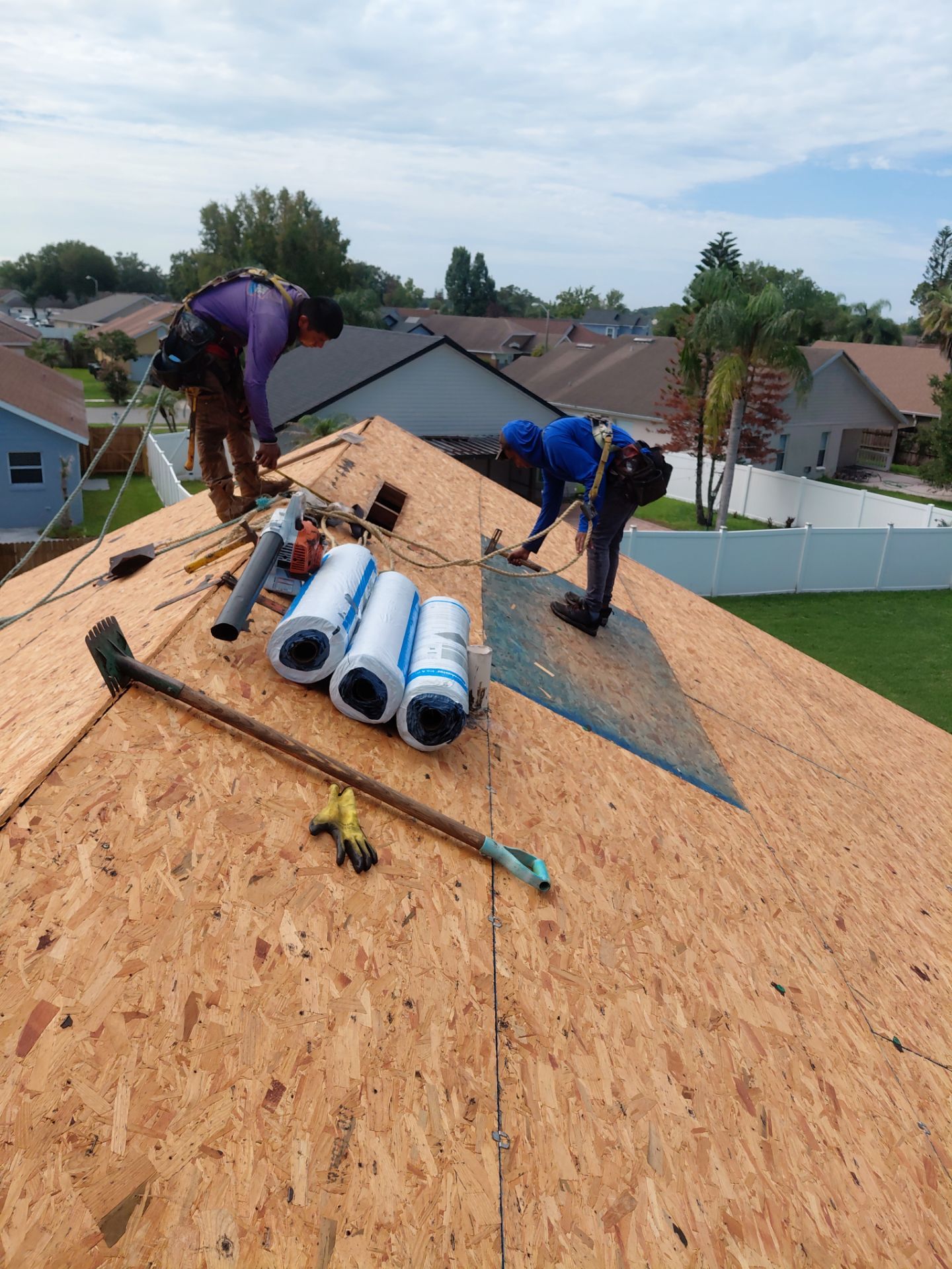 Orlando Residential Roof Replacement With Pinnacle Pristine Majestic Shake by Pinnacle Roofing Group
