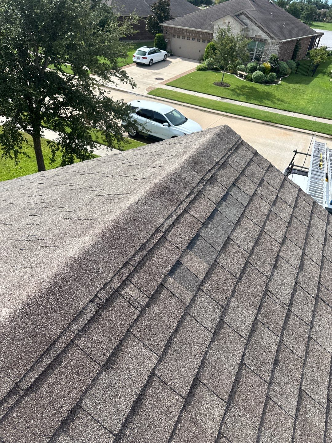 Hail Damage using Owen's Corning Duration (Lifetime) Shingles by Roof Repair Company