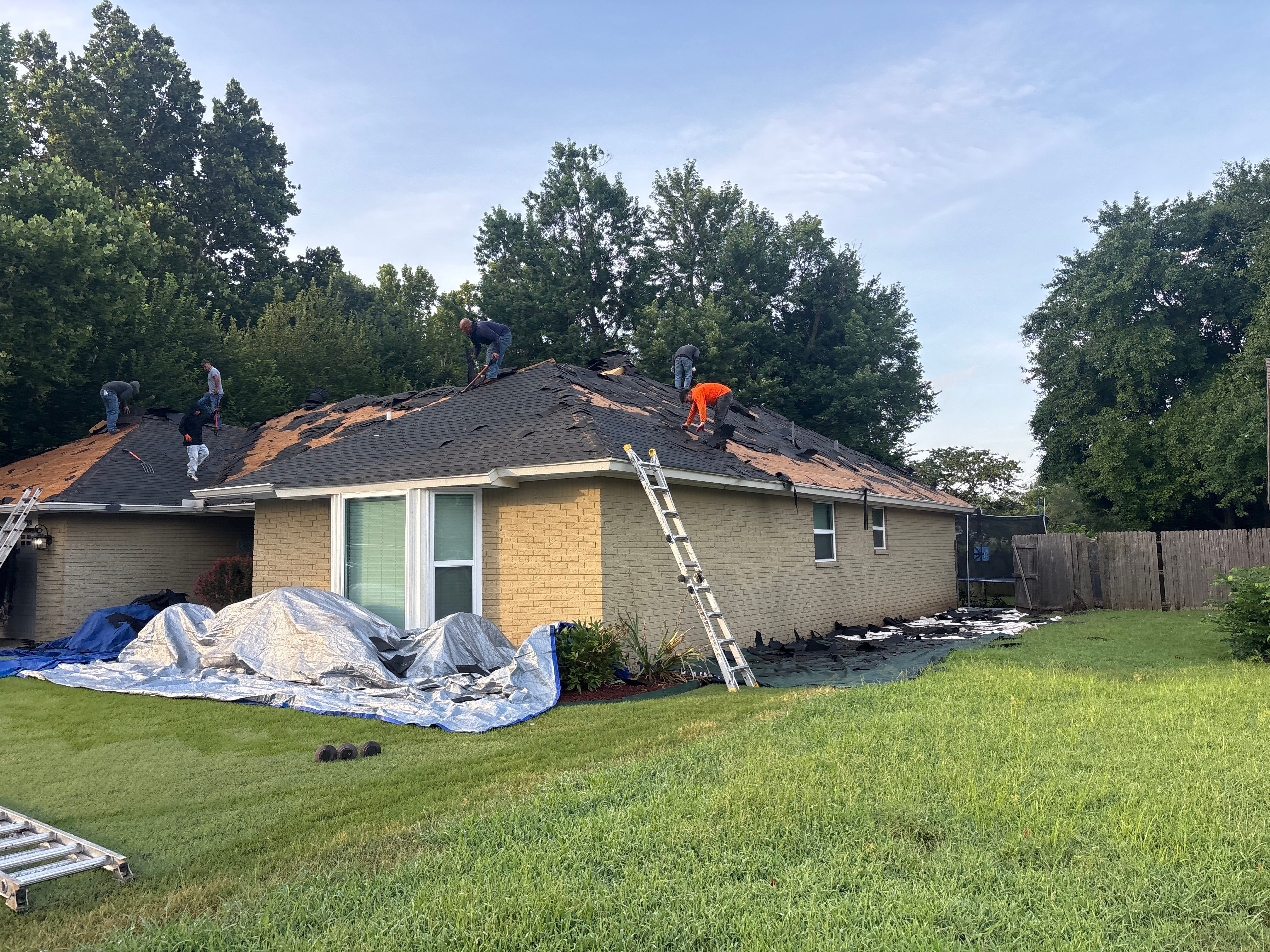 GAF Timberline HDZ Reroof - Gutters, Garage Door & Full Upgrade - Norman, OK by 5Coat Roofing & Construction