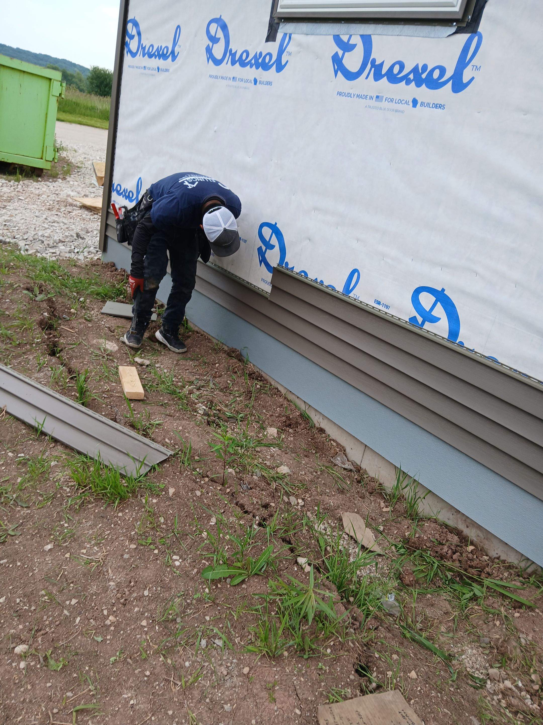 New Con Siding  by Gellings Roofing & Siding