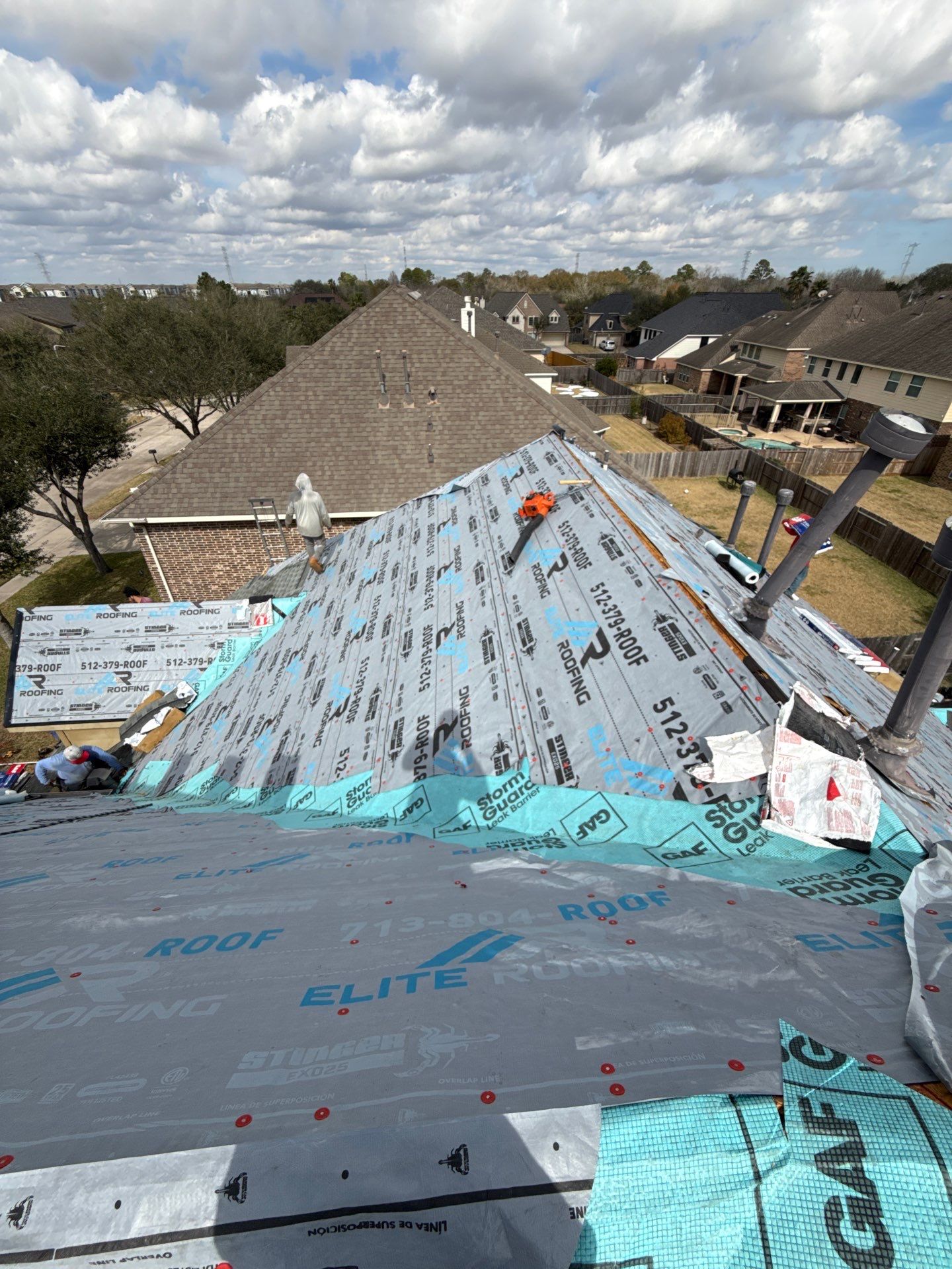 GAF HDZ - Slate by Elite Roofing LLC