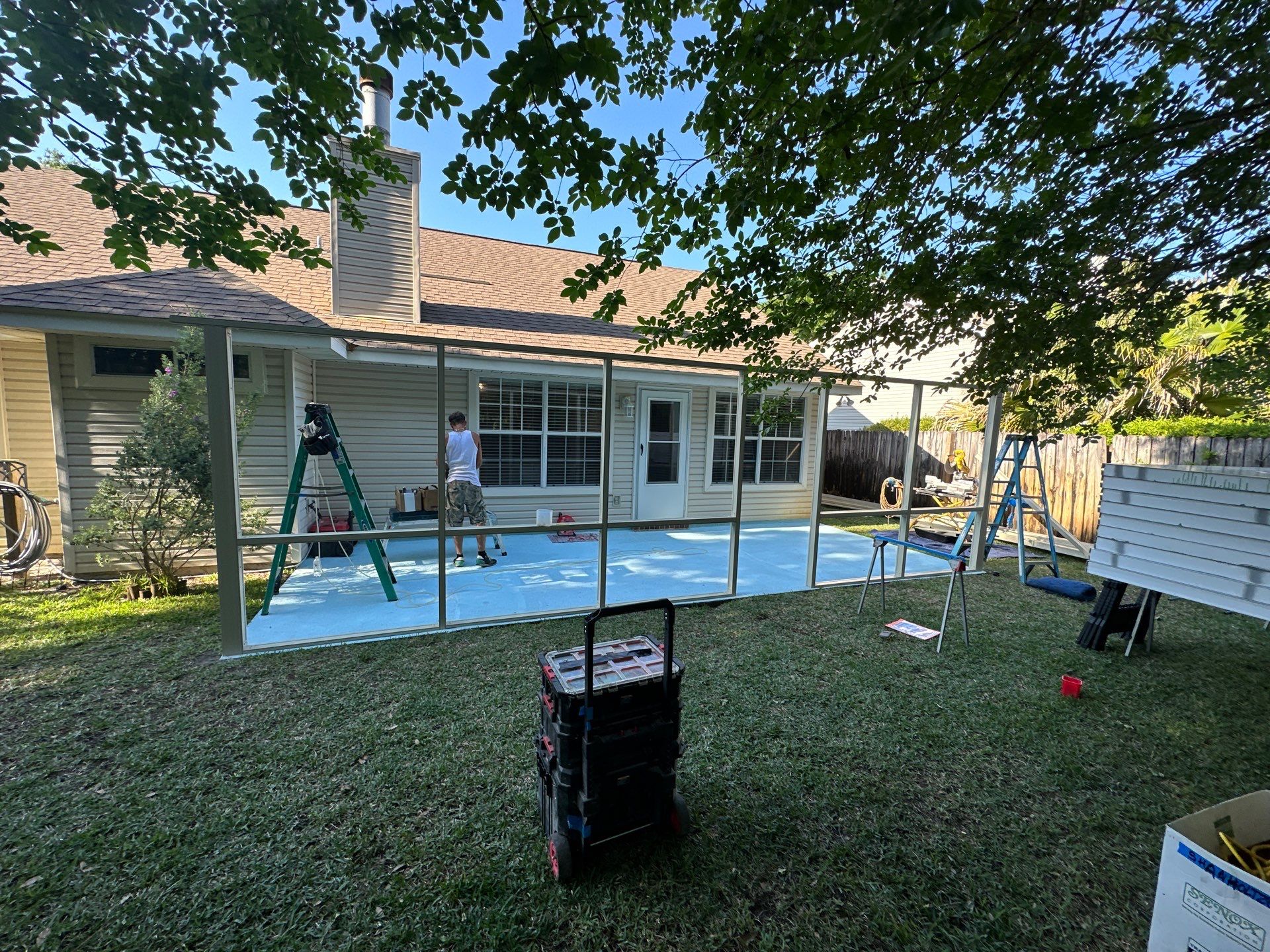 Screen Room Haven in Gulf Breeze by Titan Sunrooms