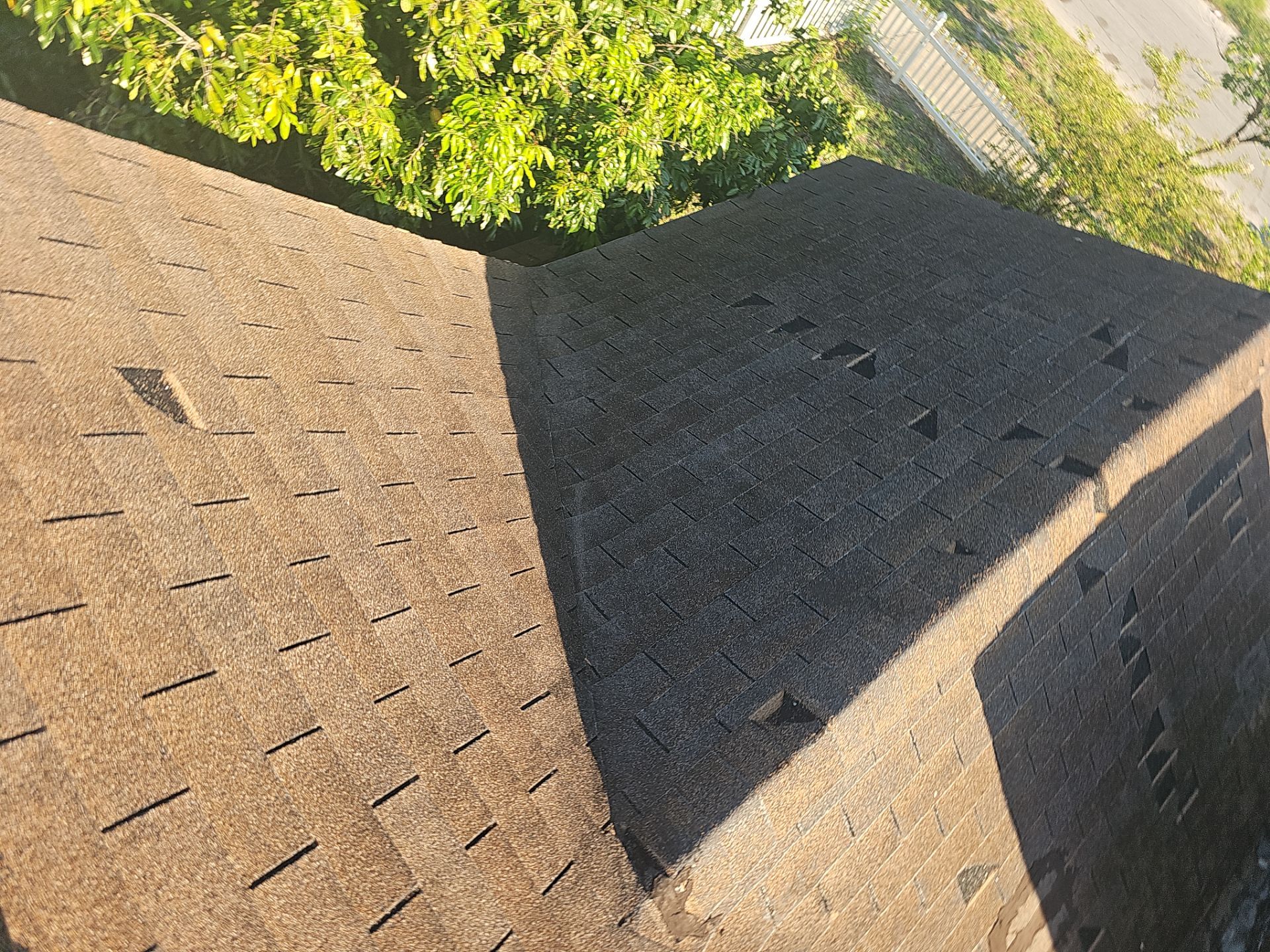 Project in Gulfport 33707 by Mitchell Roofing Company LLC 