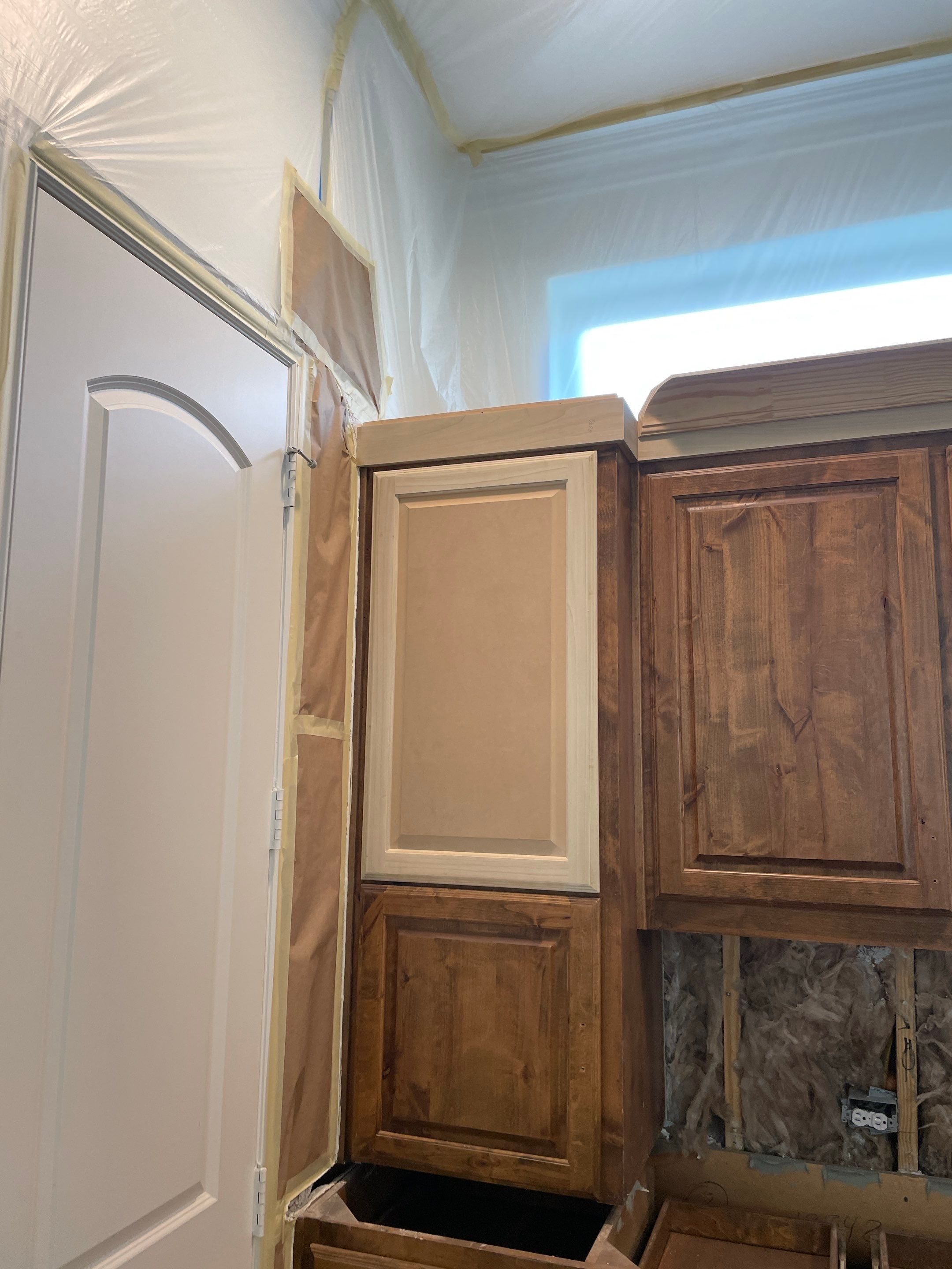 Kitchen Remodel using Quartzite by SLM General Contractors & Roofing