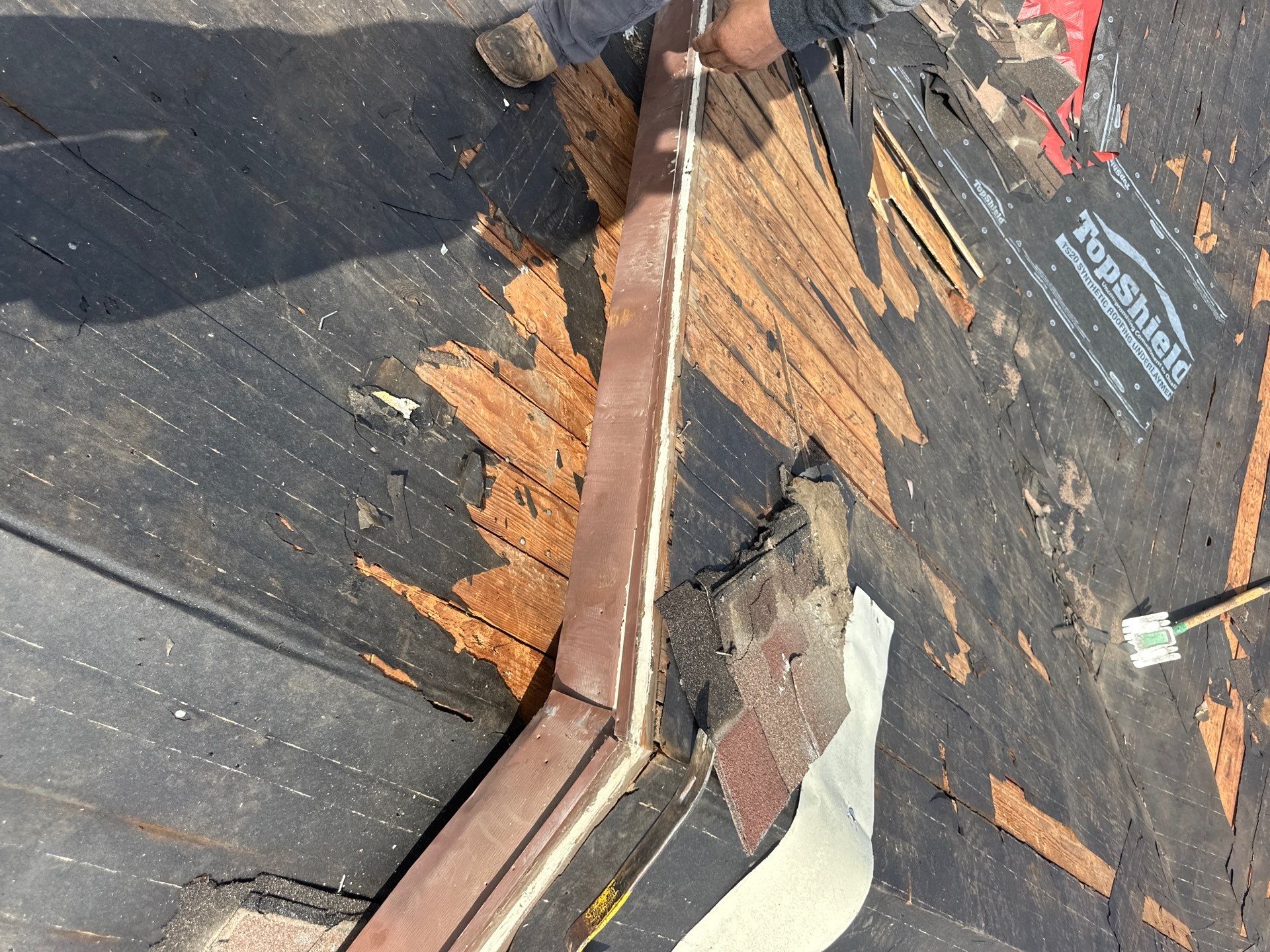 Roof Replacement - Carson, CA 90745 by Epic Roof Replacement