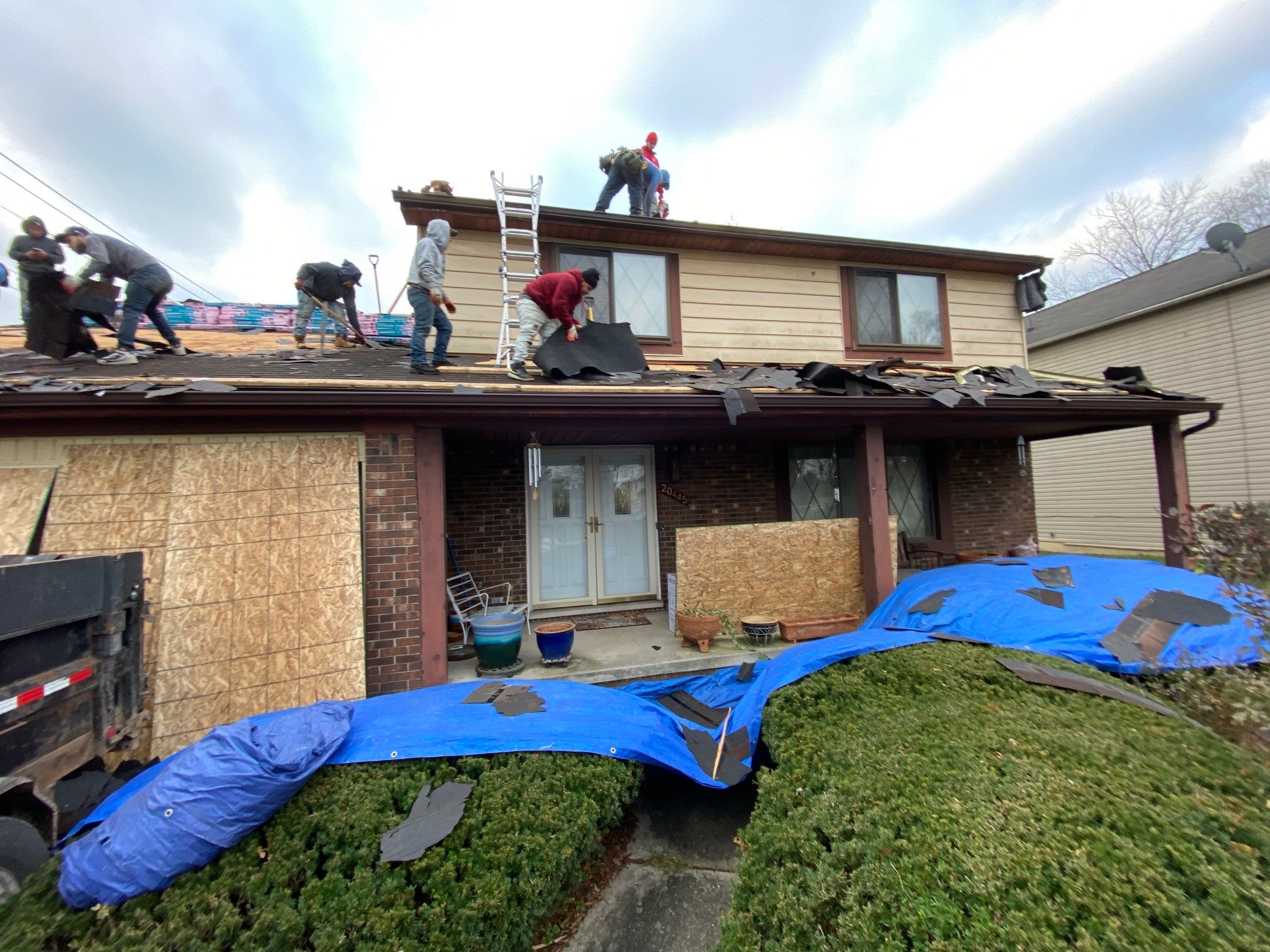 Roof Replacement using Owens Corning by 180 Contractors