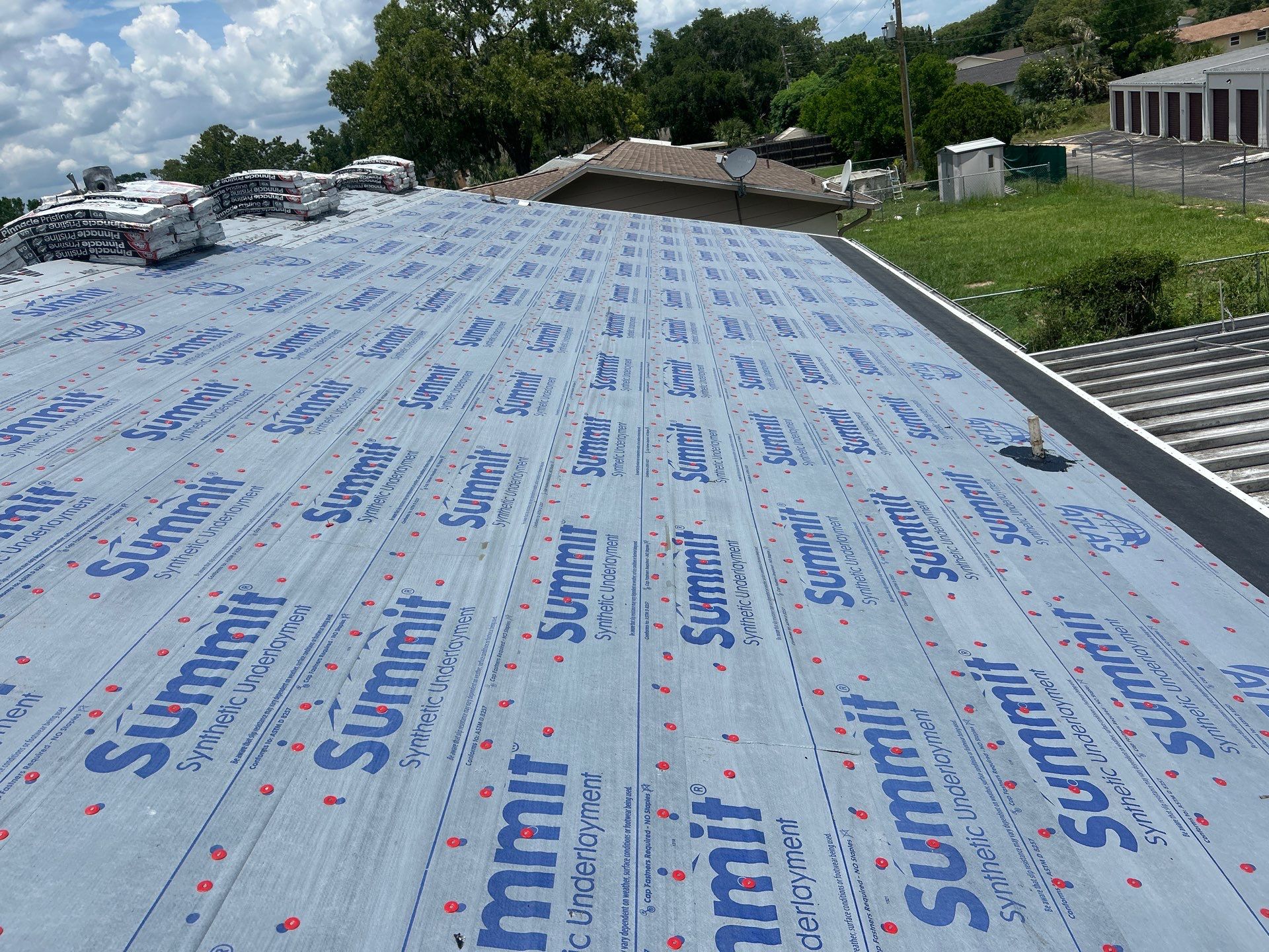Residential Roof Installation With Atlas Pinnacle Pristine Shingles in Ocala by Pinnacle Roofing Group