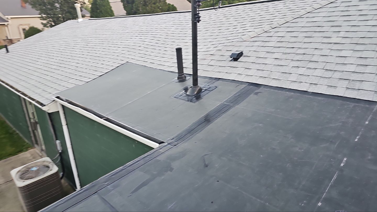 Atlas Pinnacle, Color, Oyster Shell, Drip Edge, Color, White by Eagle Eye Roofing