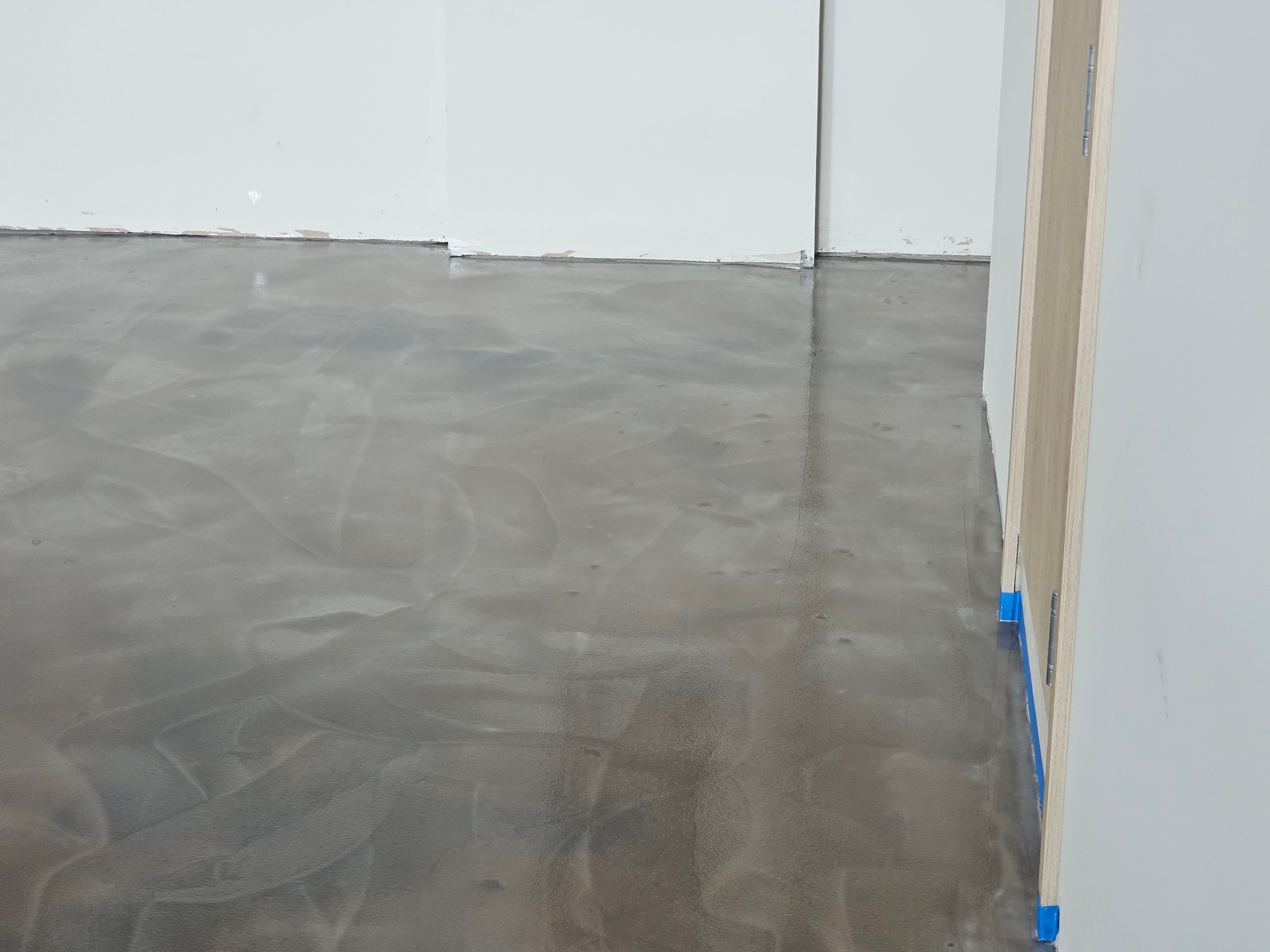 Metallic Epoxy Garage by Seamless Surfaces