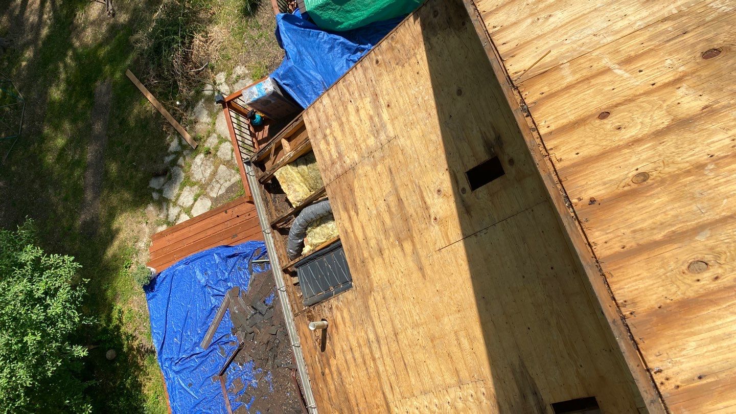 Siding Replacement using CertainTeed Restoration Classic D5 by 180 Contractors