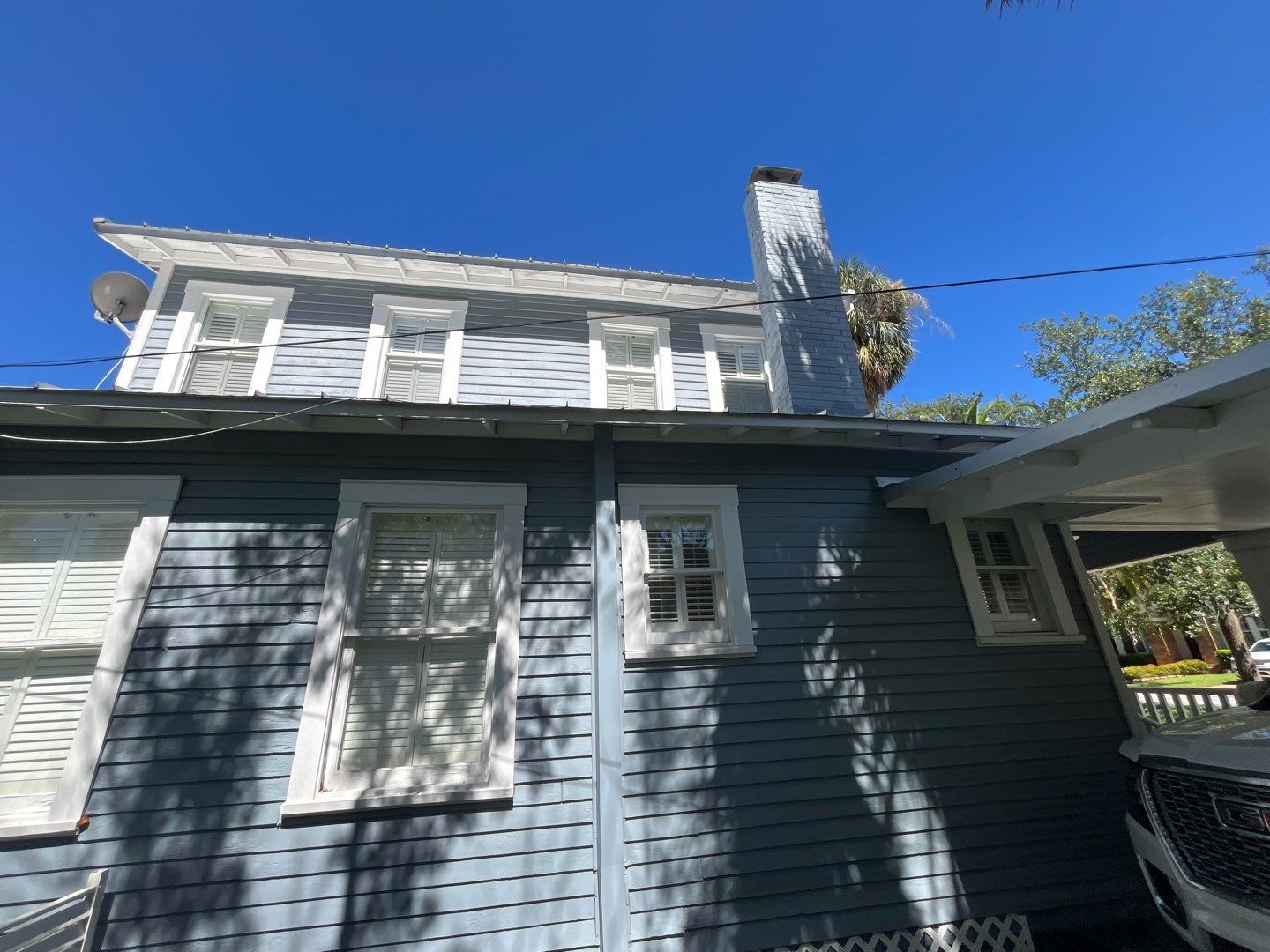 Harbor View Bungalow by Bayshore Exteriors